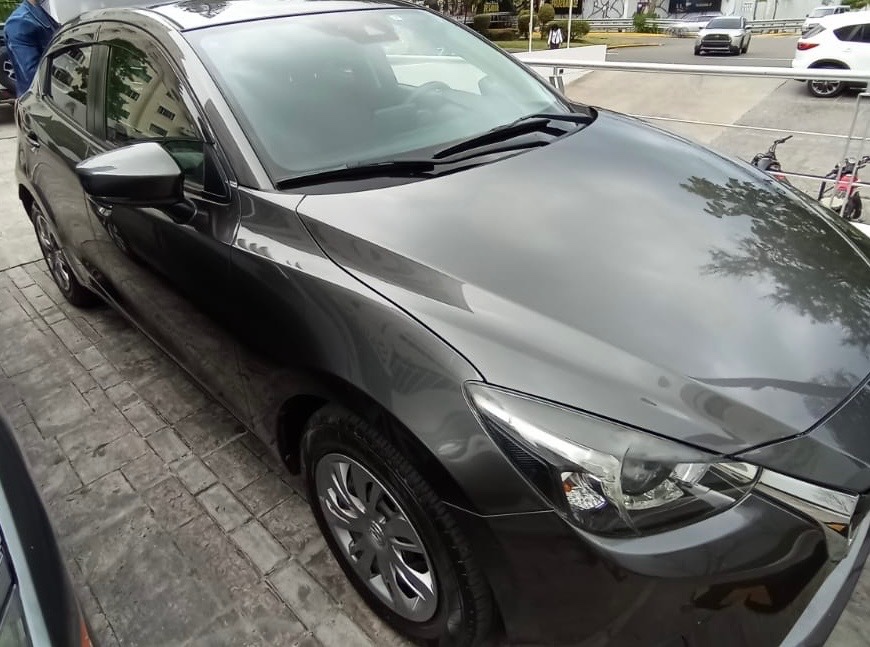 carros - Vendo Mazda Demio 2020  8296425365 whatsapp