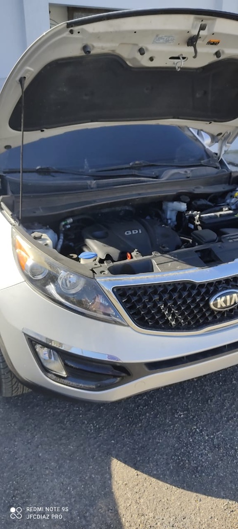 jeepetas y camionetas - Kia Sportage 4x4 2015, versión americana. LX 3