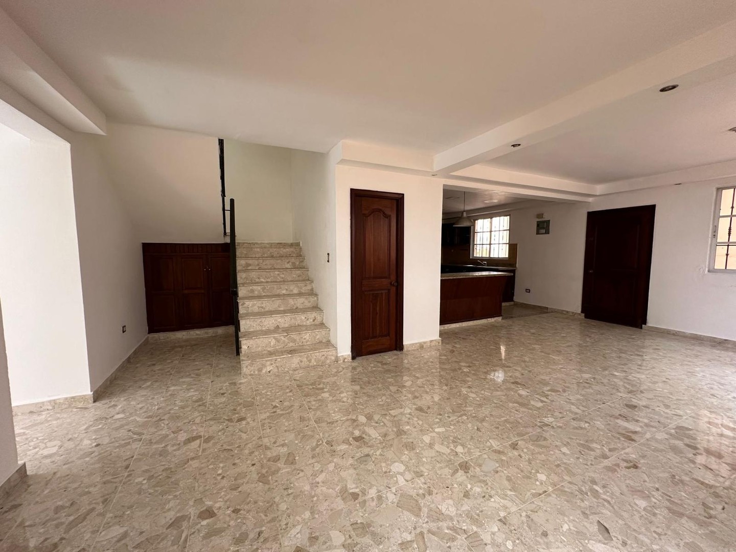 casas - SE ALQUILA casa en El Galá para fines residencial u oficinas administrativas 1
