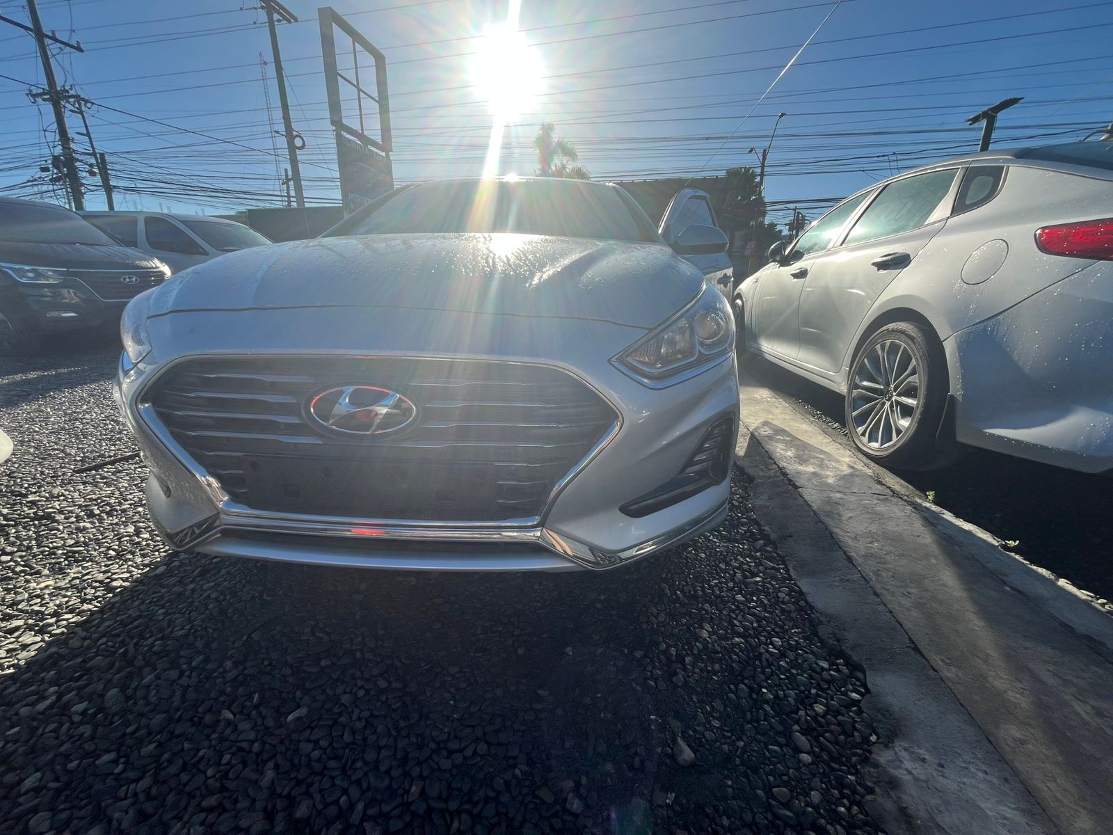 carros - HYUNDAI NEW RISE 2018 DESDE: RD$710,000.00