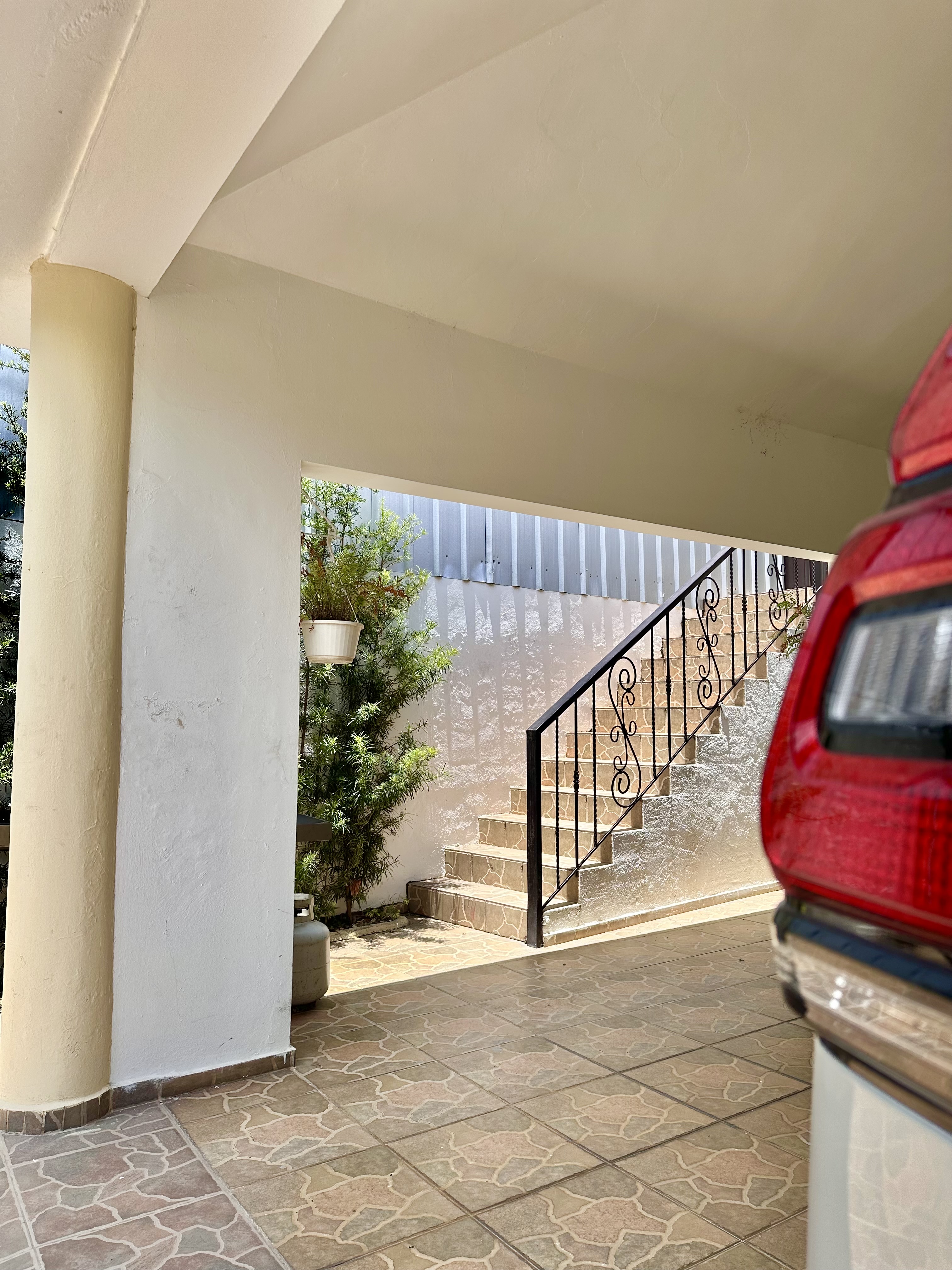 casas - Vivienda unifamiliar 2 niveles en venta en LA VEGA 4