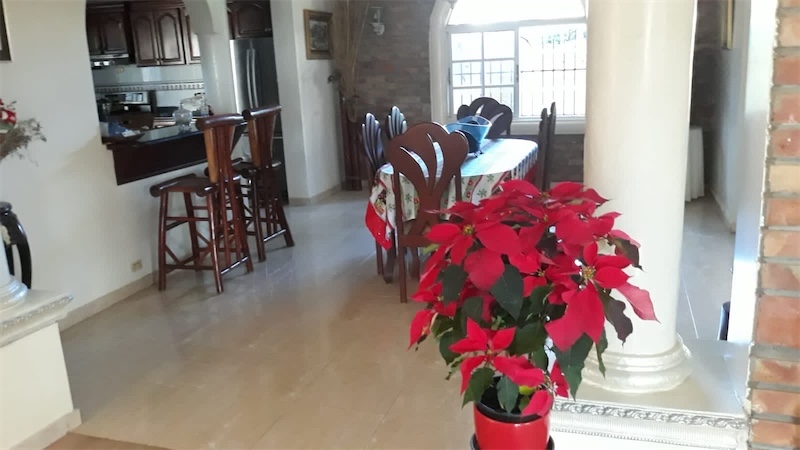 casas - Venta de casa de 500mts En la autopista de san Isidro prado oriental 6