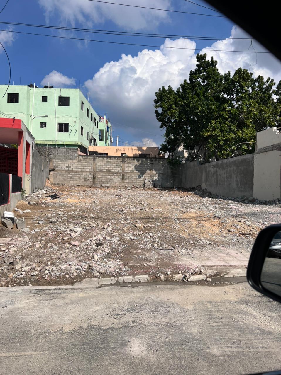 solares y terrenos - TERRENO EN VENTA – URB. MÁXIMO GÓMEZ, VILLA MELLA