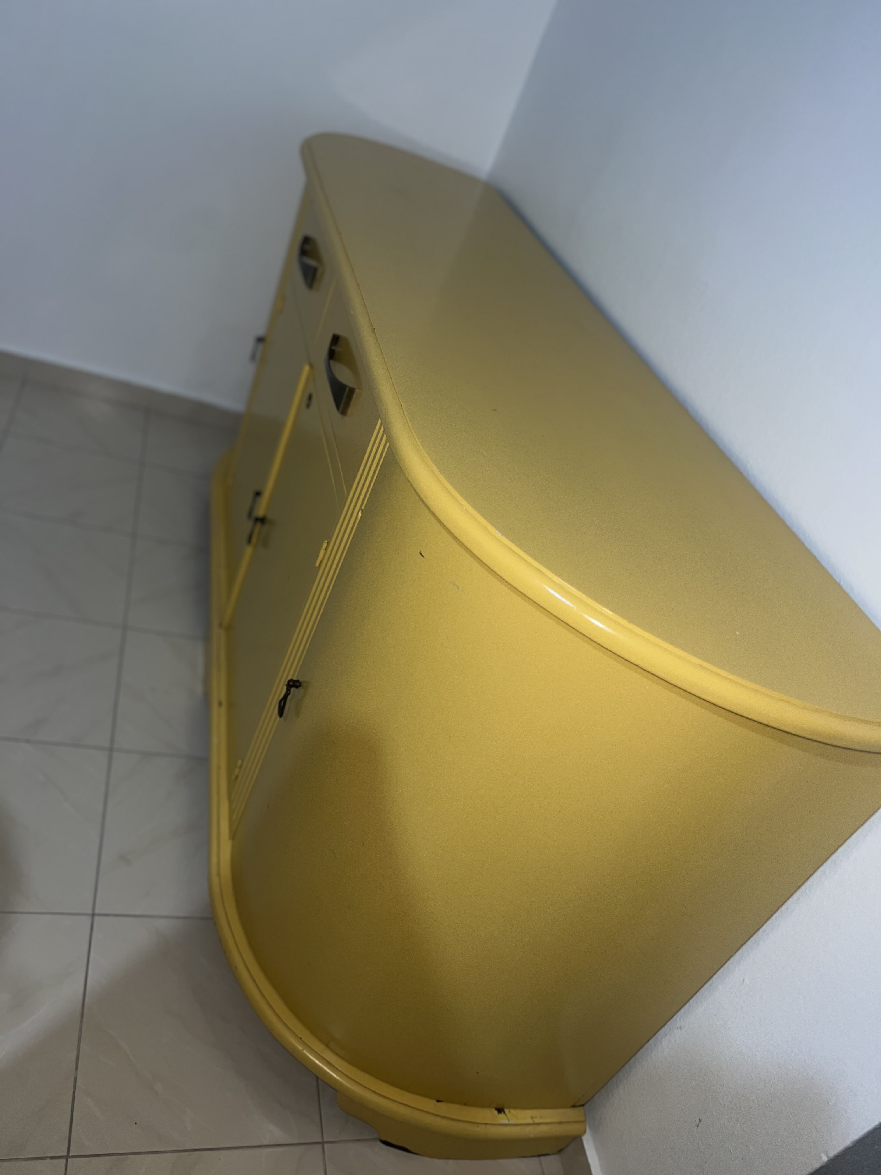 muebles y colchones - Vendo credenza 100% caoba 