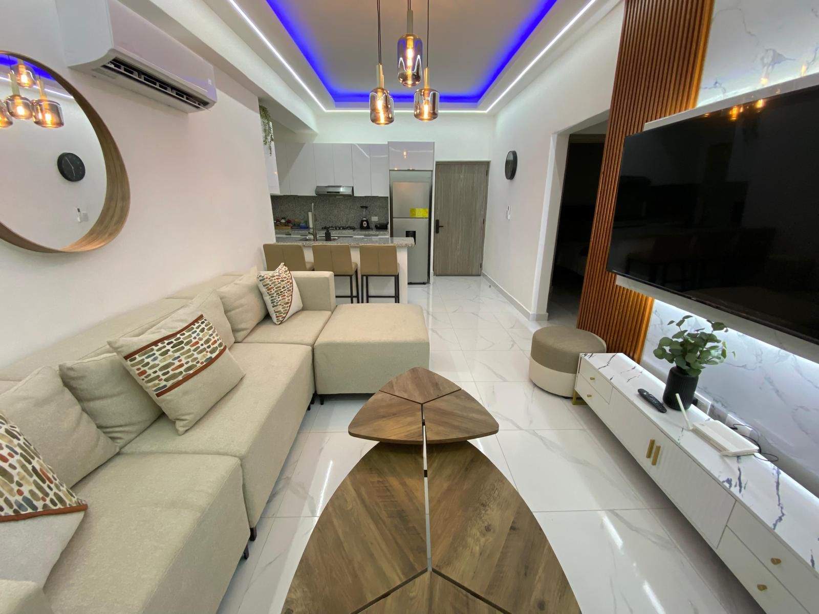 apartamentos - Venta de Apartamento en el Naco 2