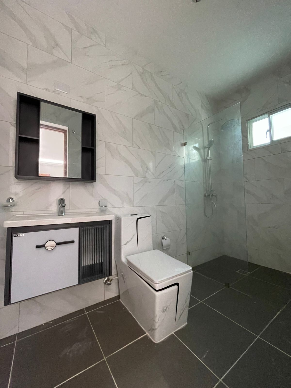 apartamentos - CASA NUEVA A ESTRENAR CON PATIO UBICADA EN PRADO ORIENTAL  7