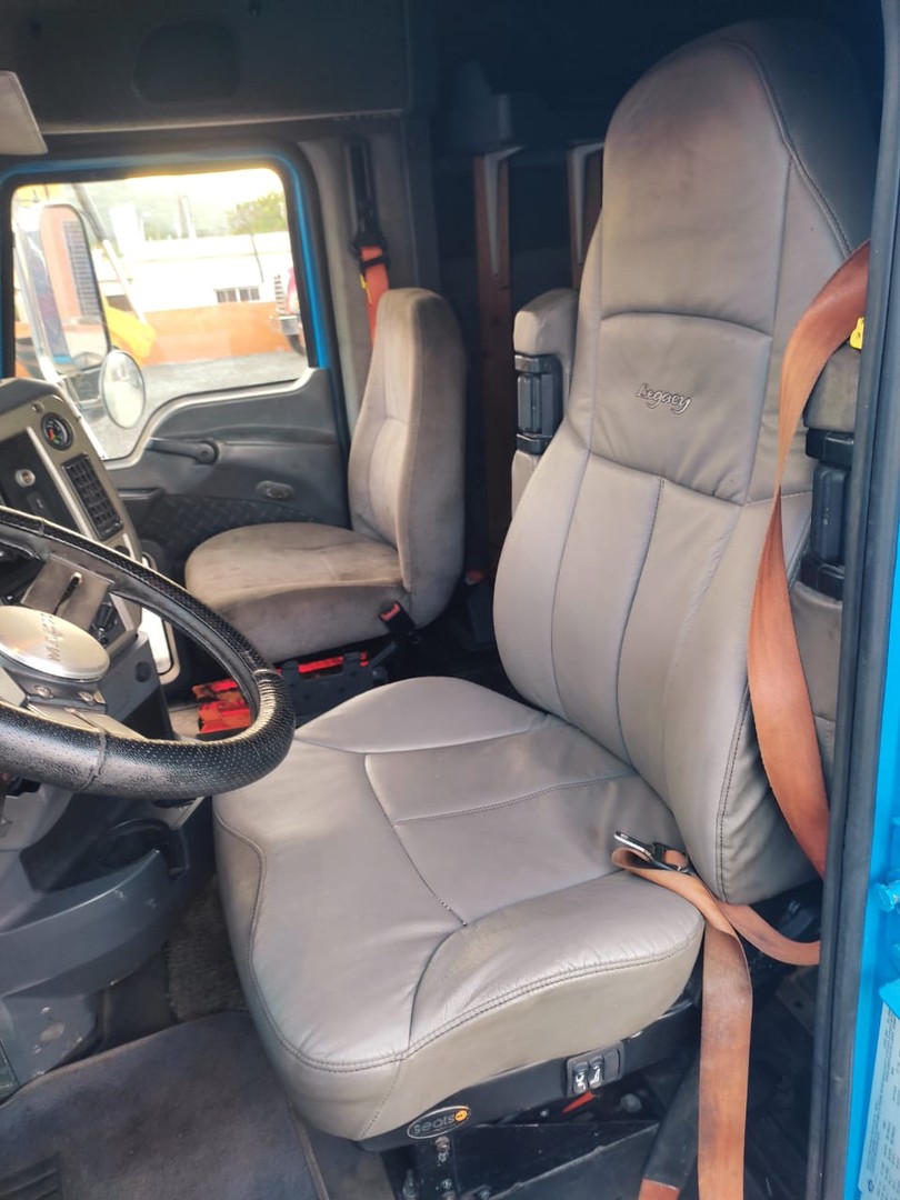 camiones y vehiculos pesados - MACK PINNACLE 2012 2