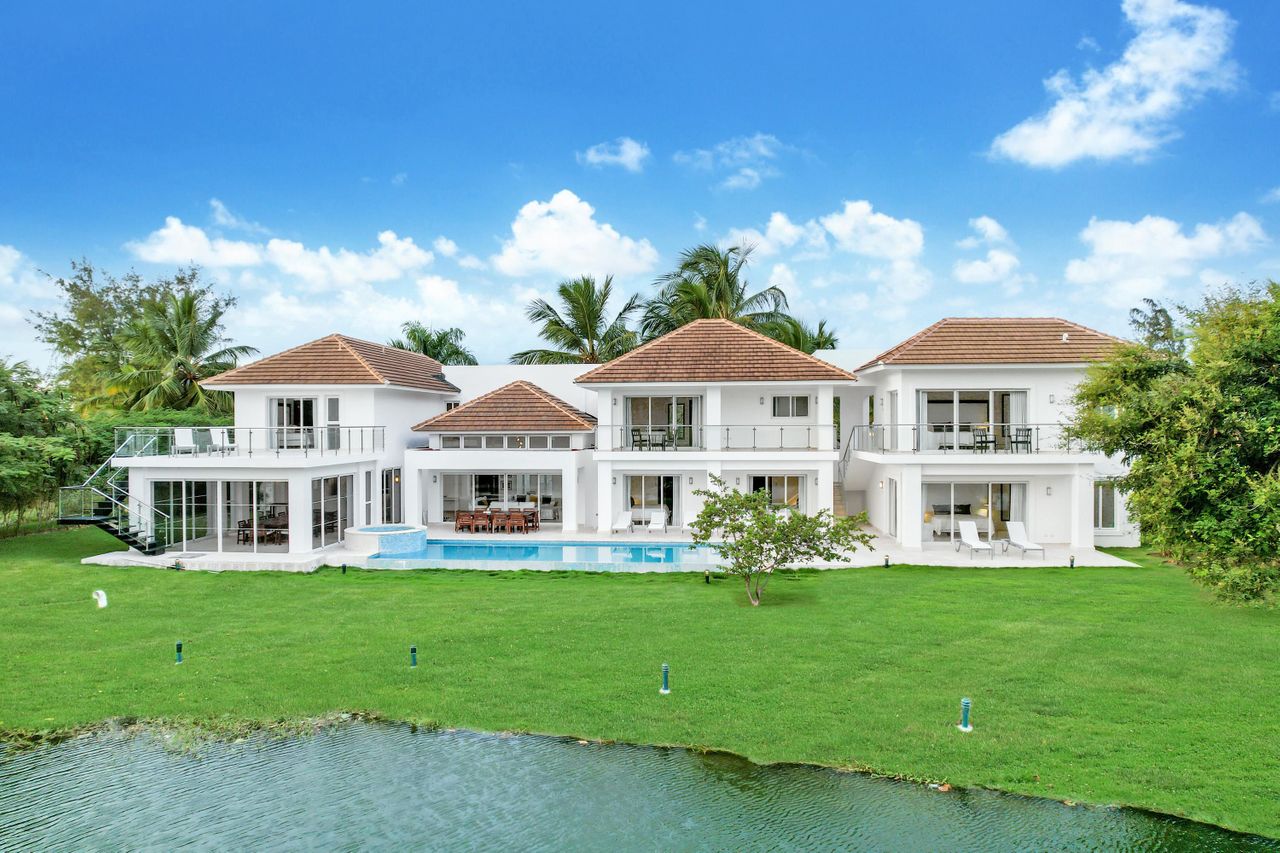 casas vacacionales y villas - Villa para inversión alta rentabilidad ,punta cana
