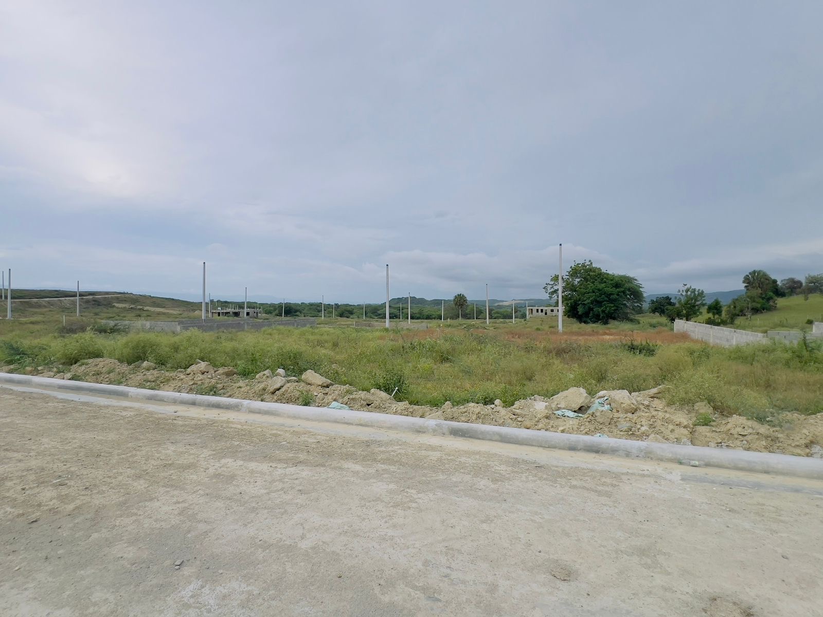 solares y terrenos - Solares disponible 
Terreno de Venta 
Proyecto Residencial Vista Sol 4