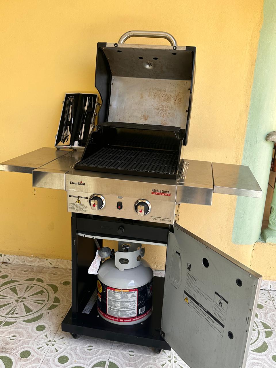herramientas, jardines y exterior - Barbecue de Metal de Gas 1