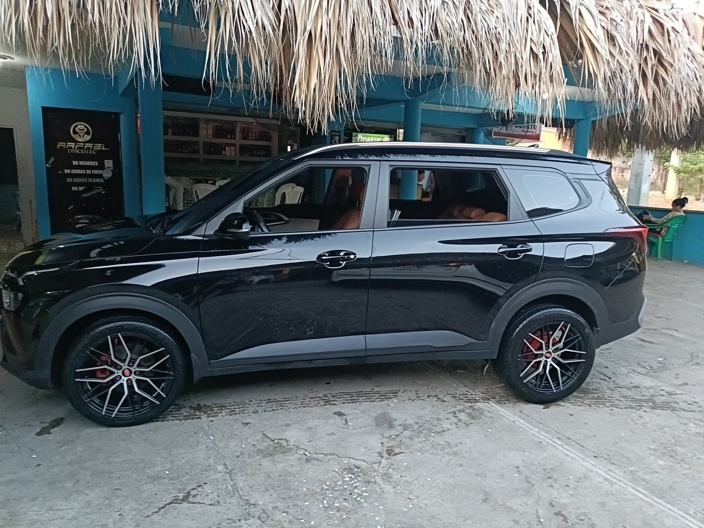 jeepetas y camionetas - Vendo derecho de Kia carens 2023 0