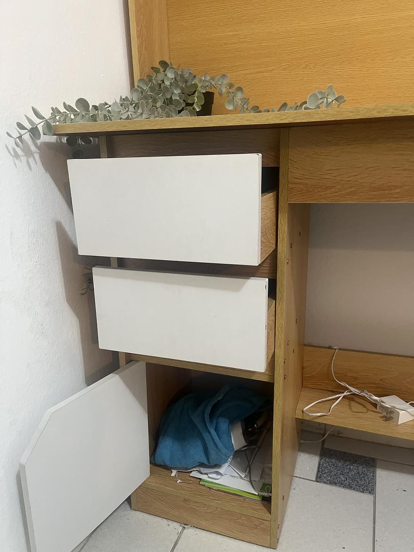 muebles y colchones -  ¡Escritorio Multifuncional con Estilo Nórdico!  📚✨
 5
