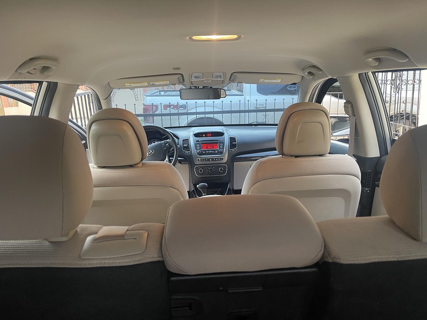 jeepetas y camionetas - Kia Sorento  9