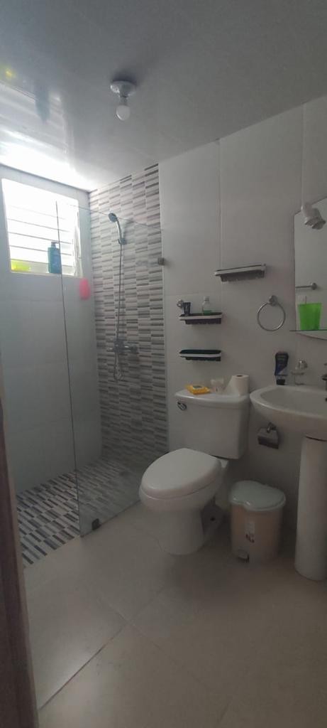 apartamentos - VENDO APARTAMENTO EN LA JACOBO MAJLUTA  8