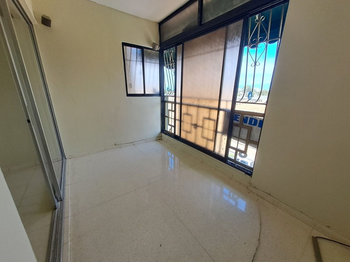 apartamentos - Apartamento 4to piso Urb. Solimar 1