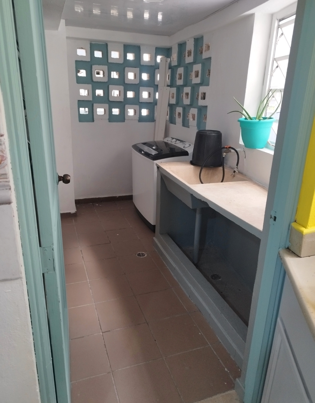 habitaciones y viviendas compartidas - Alquiler de habitación en Gascue  1