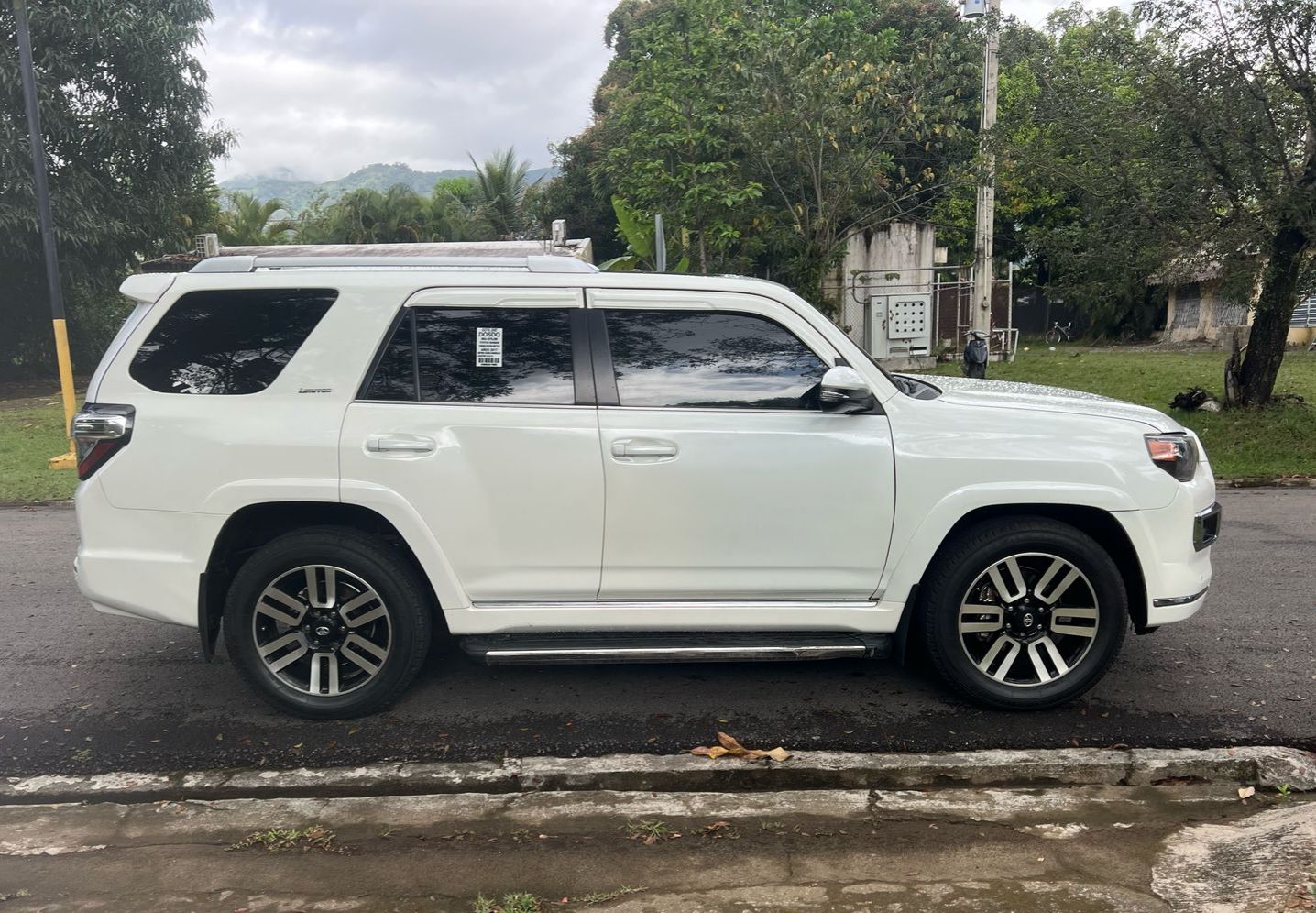jeepetas y camionetas - Toyota 4runner 2017 4