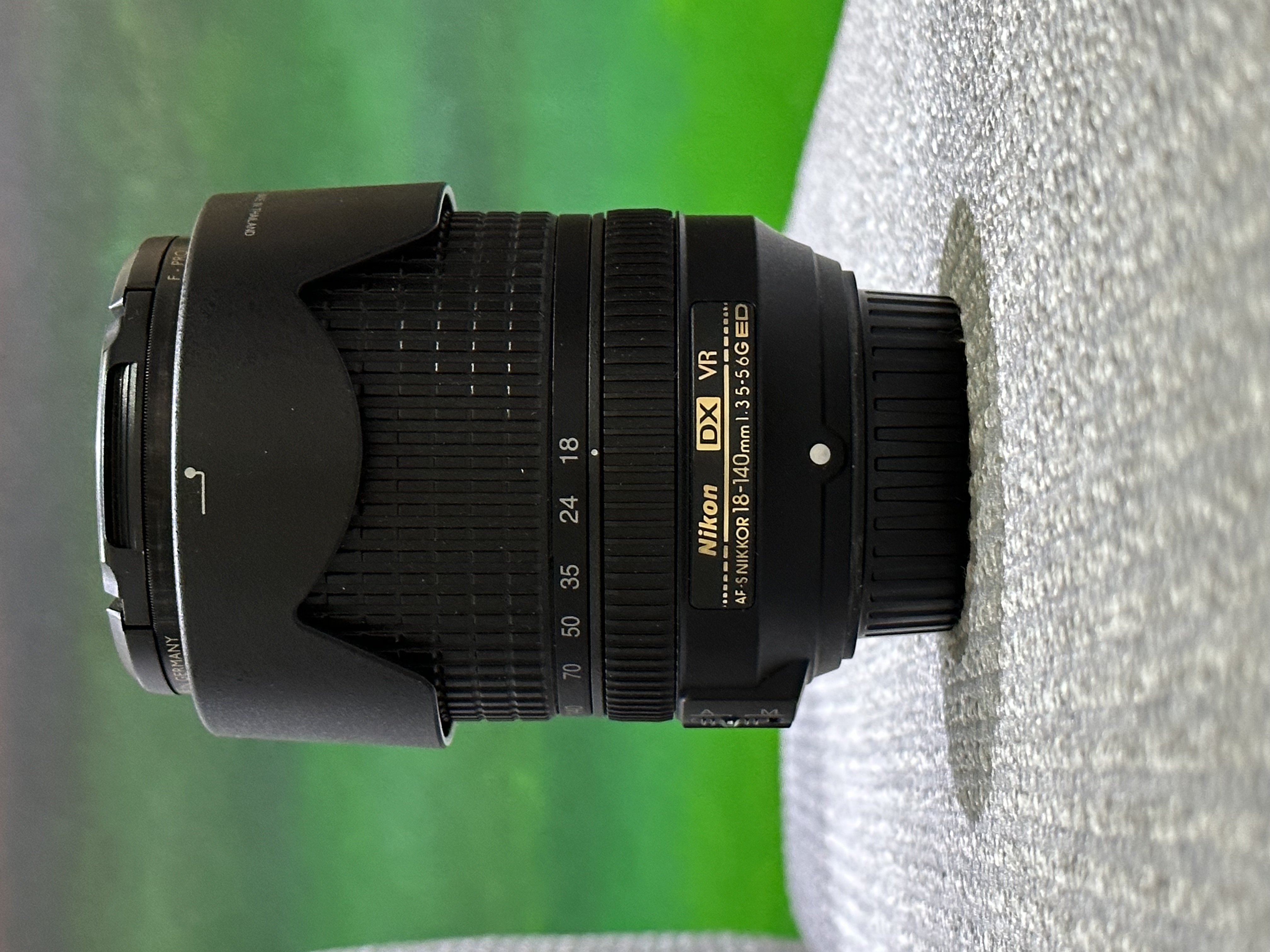 camaras y audio - Nikon DSLR D7200 con 18-140 VR Kit 2