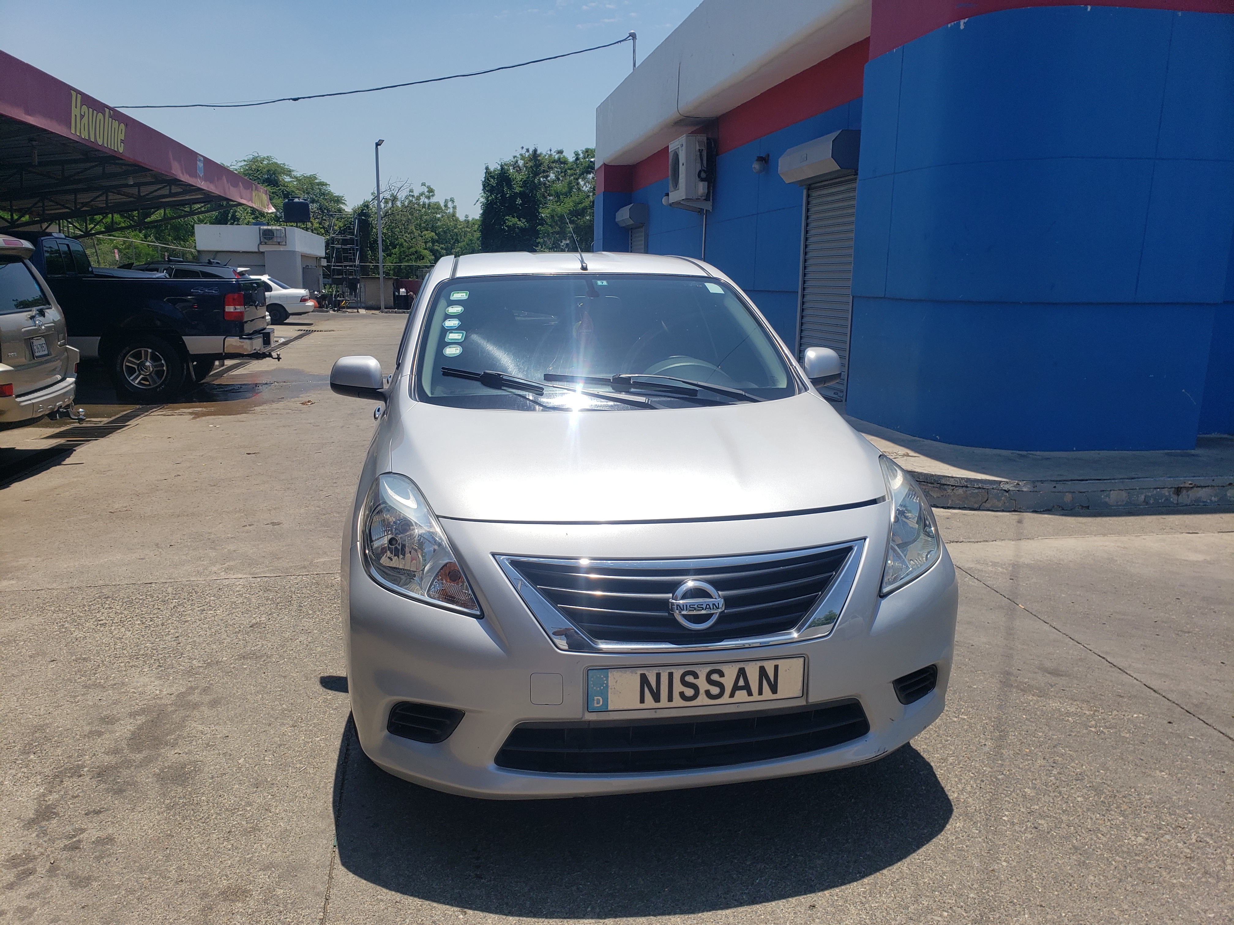 carros - Nissan latio 2014, gris 1