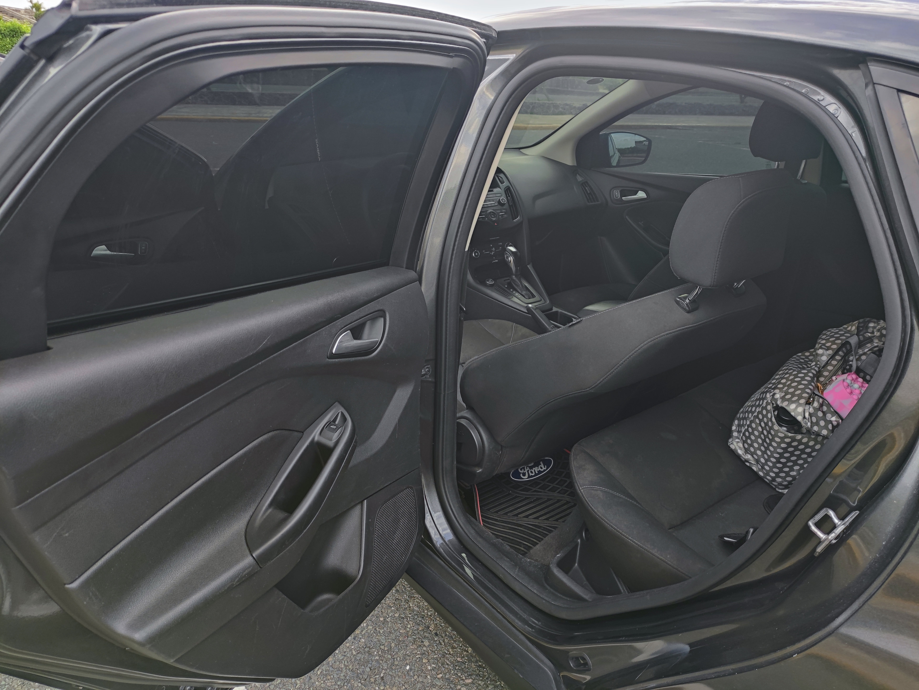 carros - Ford Focus SE 2015, en excelente condiciones financiamiento disponible  7