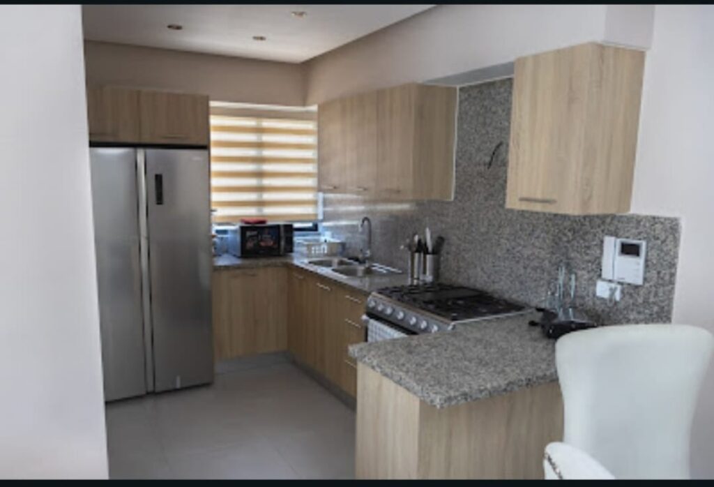 apartamentos - 2737- APTO. EN EVARISTO MORALES, STO. DGO.  4