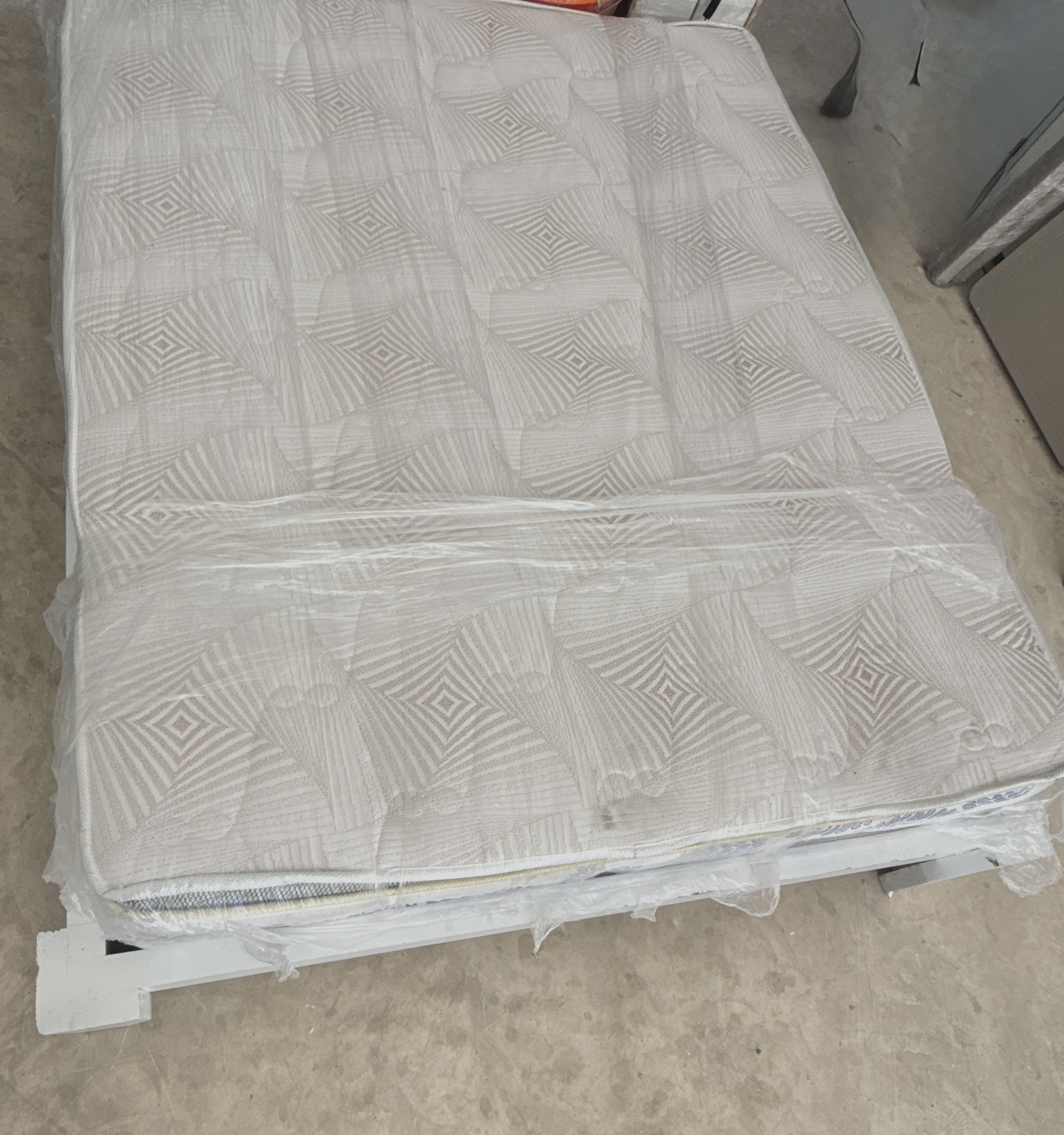 muebles y colchones - Cama con colchón  0