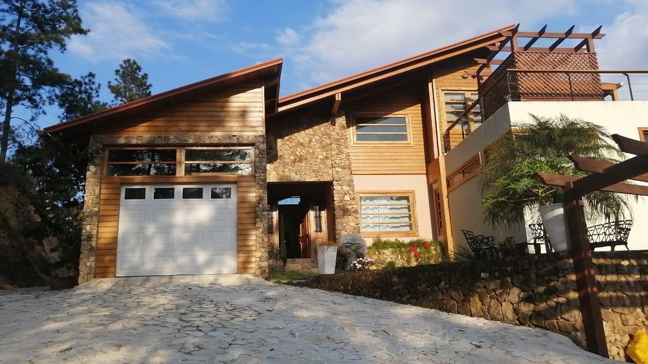 casas vacacionales y villas - Hermosa villa en Jarabacoa 5