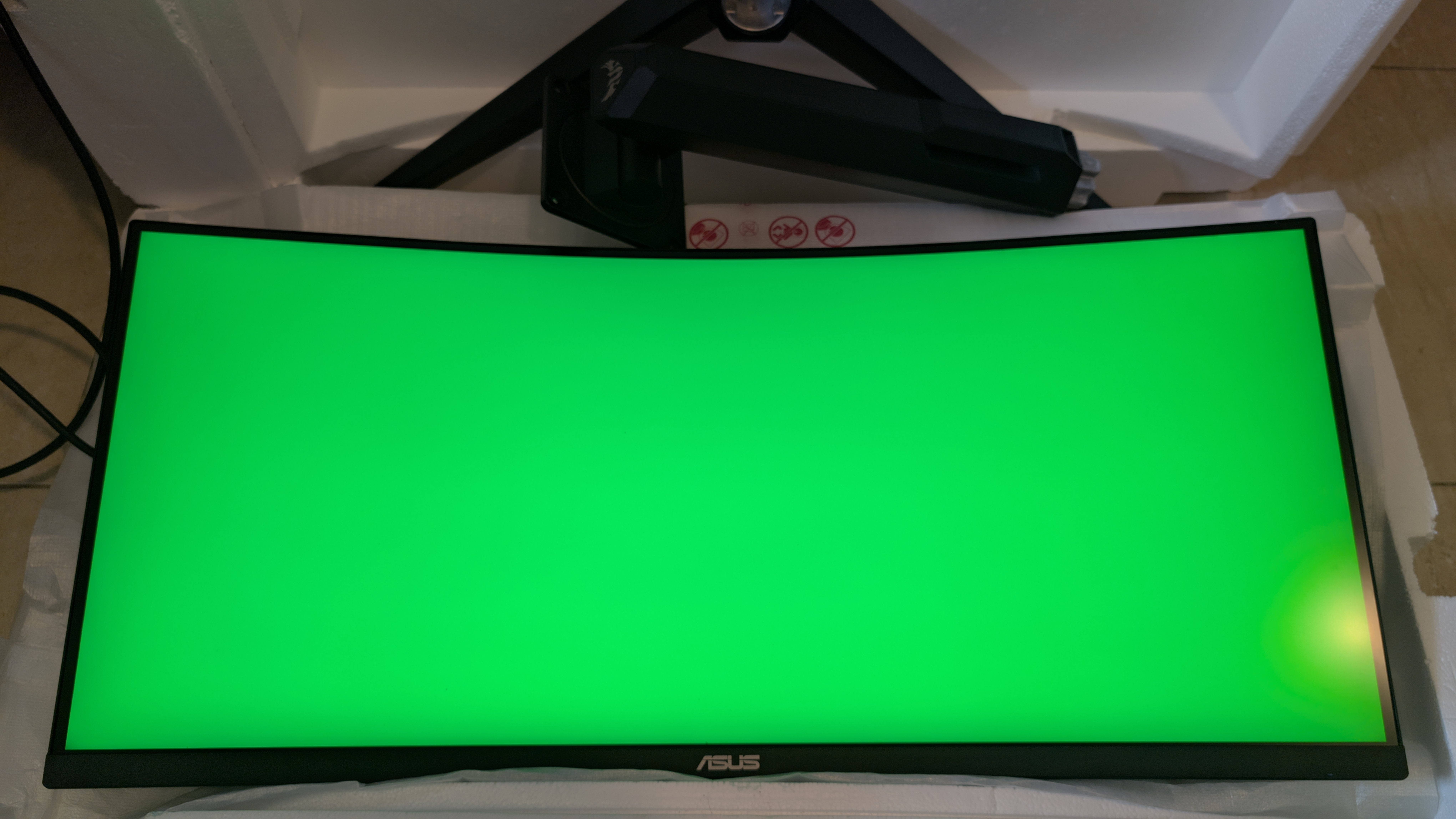 computadoras y laptops - MONITOR 165HZ ULTRAWIDE ASUS 34"  5