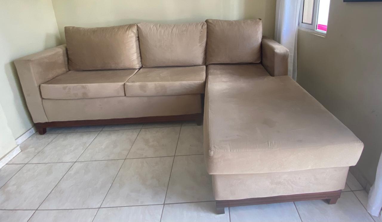 muebles y colchones - Mueble en L, butaca y otomano 1