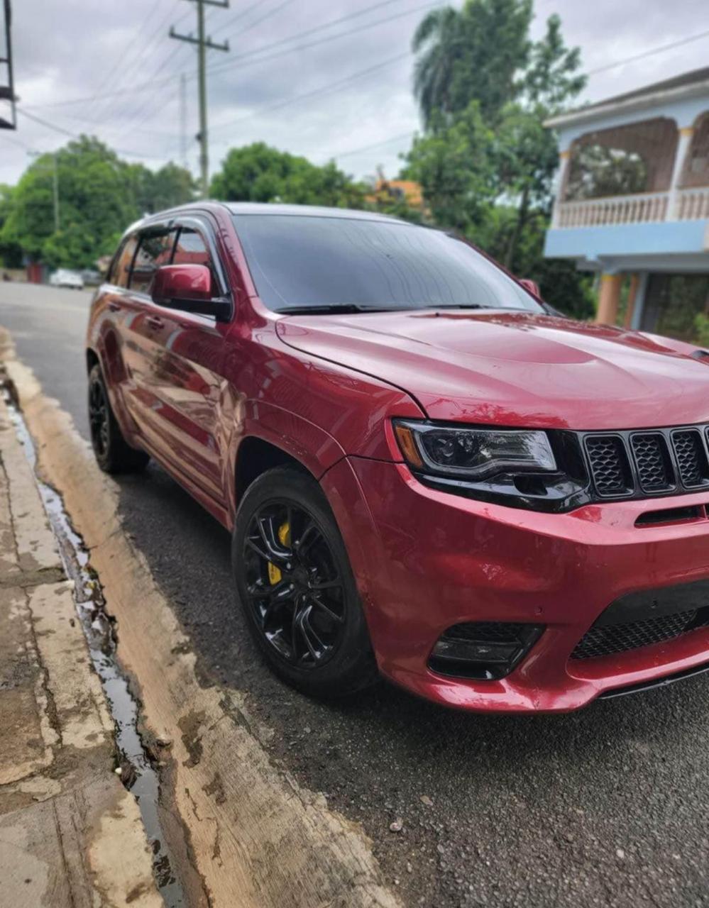 jeepetas y camionetas - jeep grand cherokee srt 2014 0