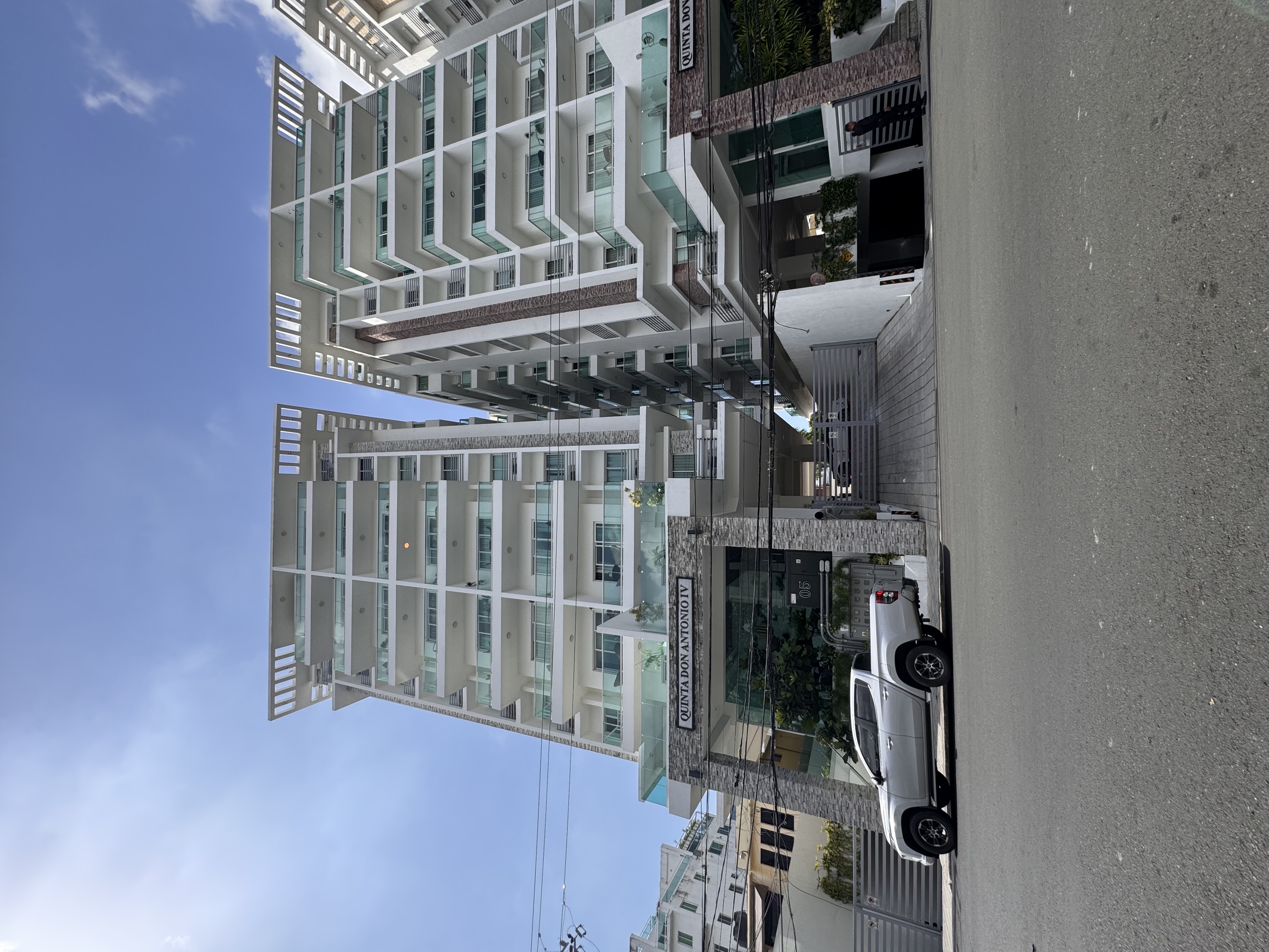 apartamentos - A solo pasos de la Churchill apto de 1 hab amueblado  de oportunidad Us$1,000 2