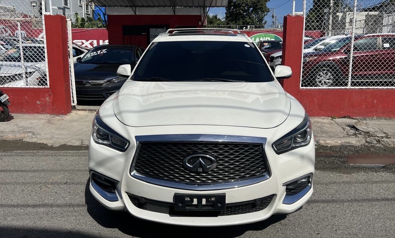 jeepetas y camionetas - INFINITI QX60 2018 LUXURY CLEAN CARFAX RECIÉN IMPORTADA TODO INCLUIDO! NUEVAA❇️ 2