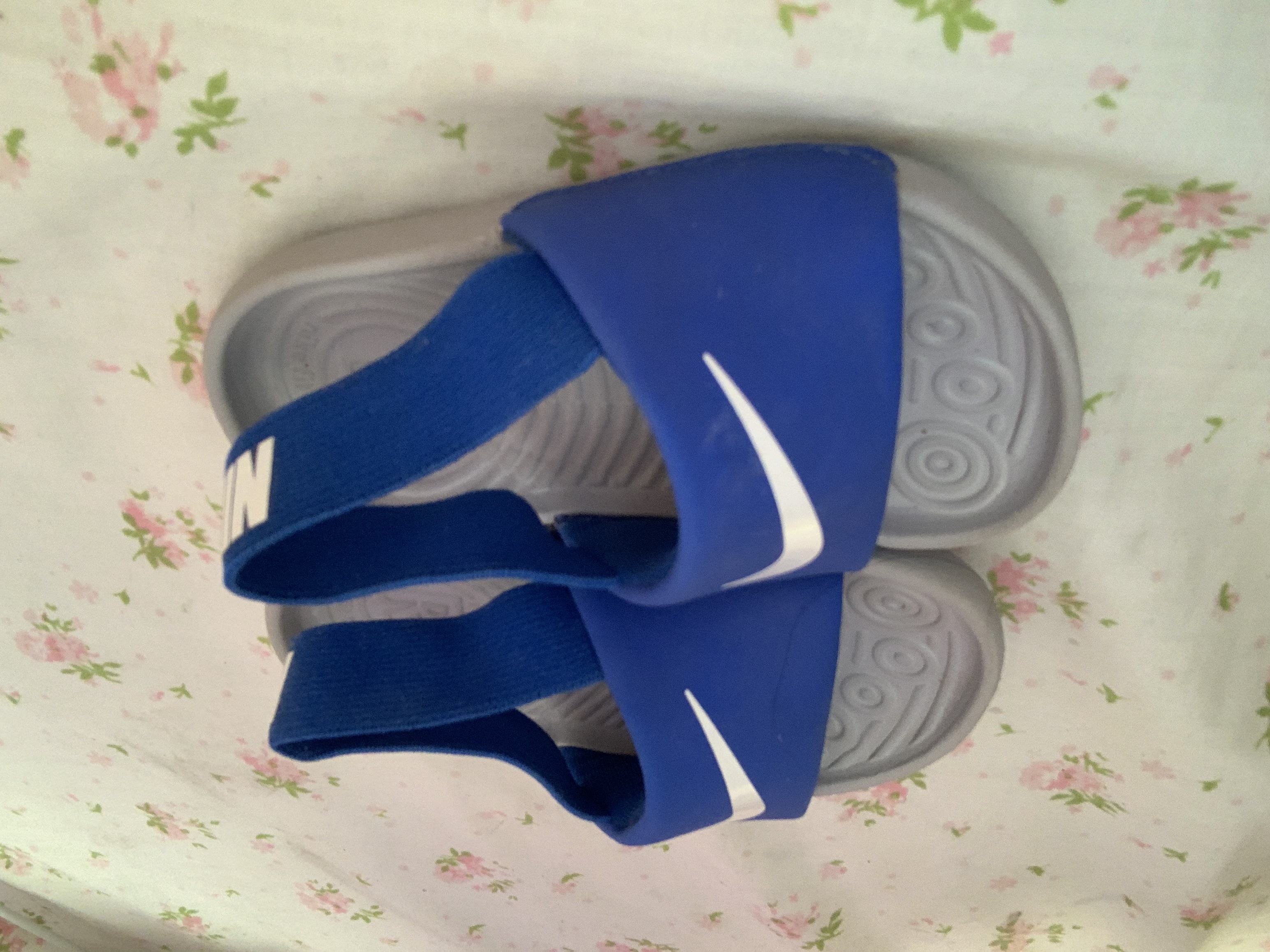 ropa y zapatos - Sandalias Nike para bebés  0