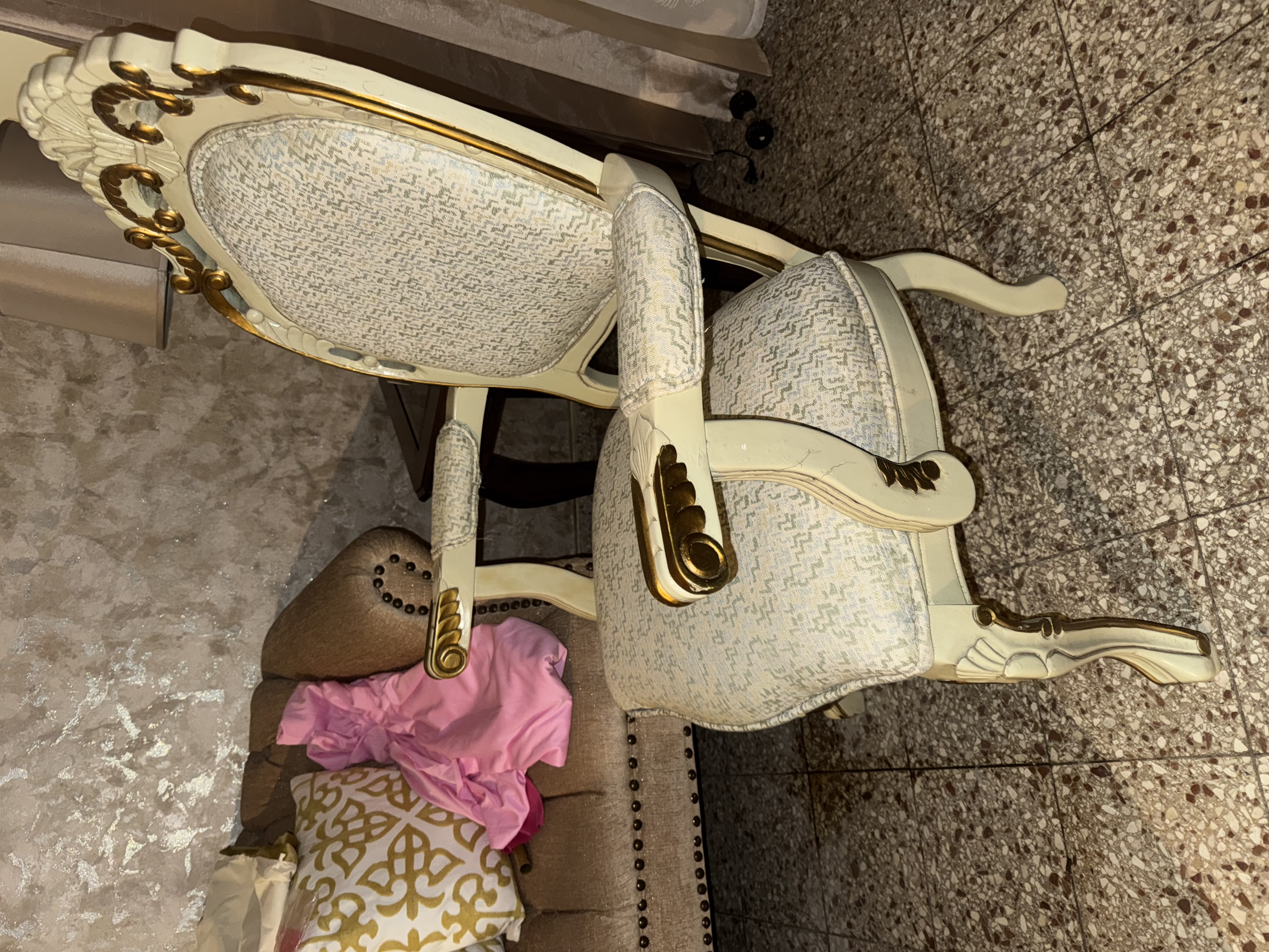 muebles y colchones - Butaca elegante  0