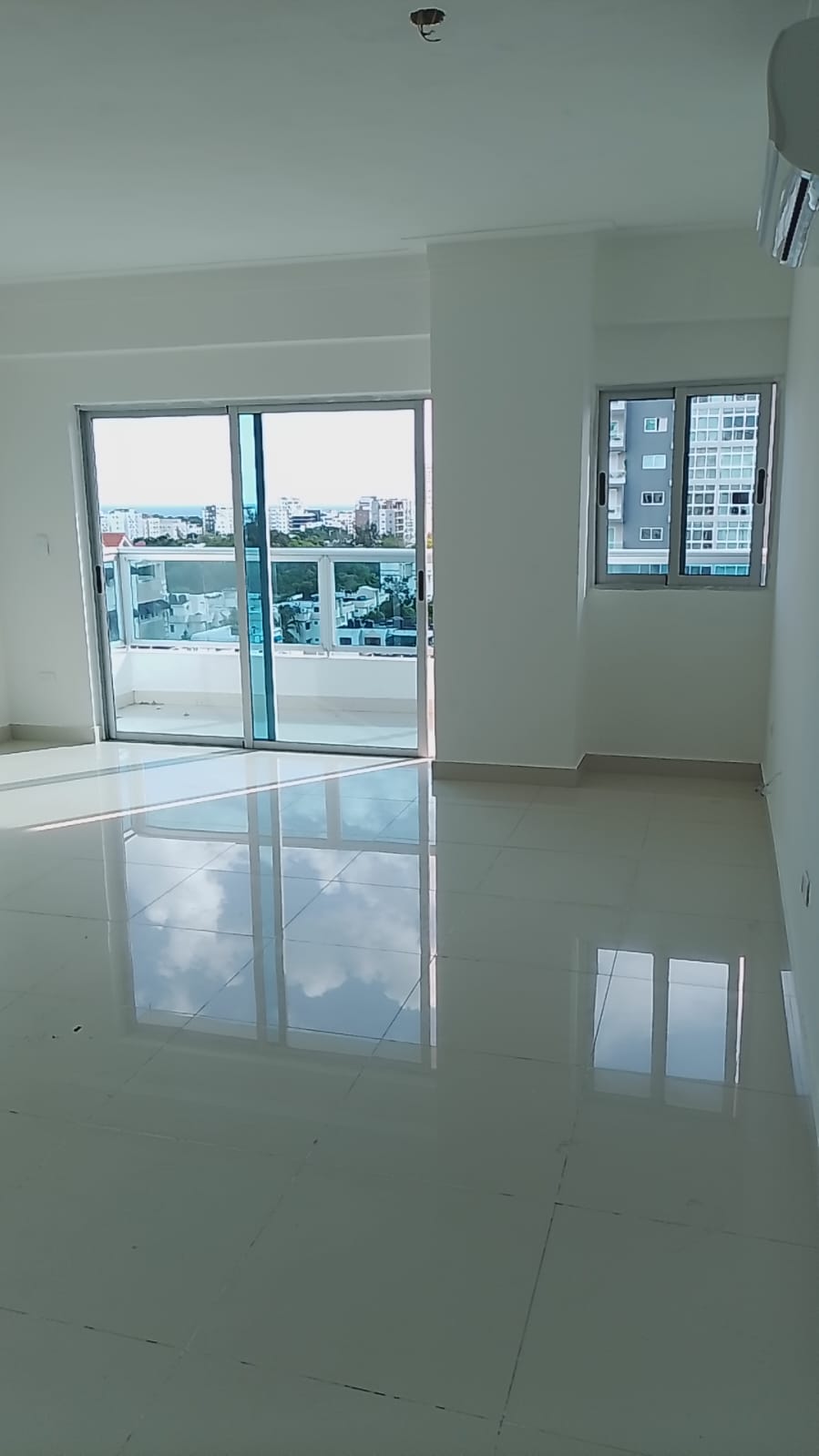 apartamentos -  Apartamento TORRE RUBI 
Bella Vista cerca del Downtown Center en venta alquiler 8