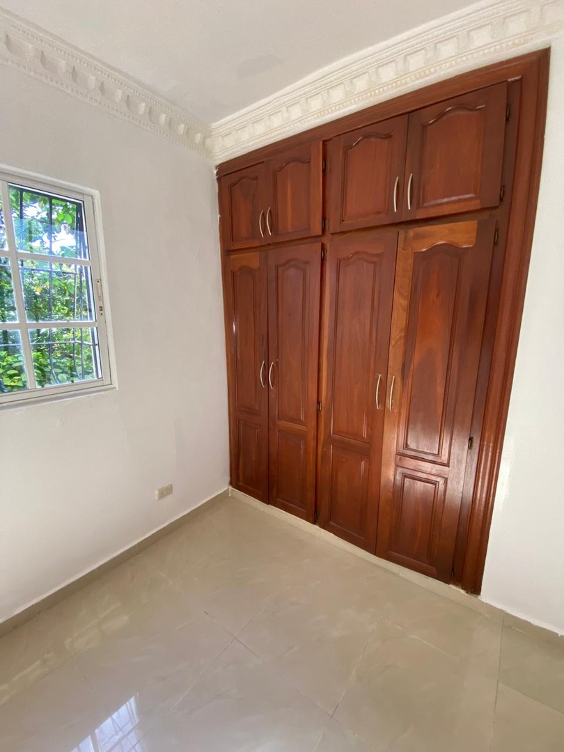 apartamentos - Alquilo en Residencial Yelissa I.
Apartamento Sto Dgo Este.
Balcón
RD$30,000 9