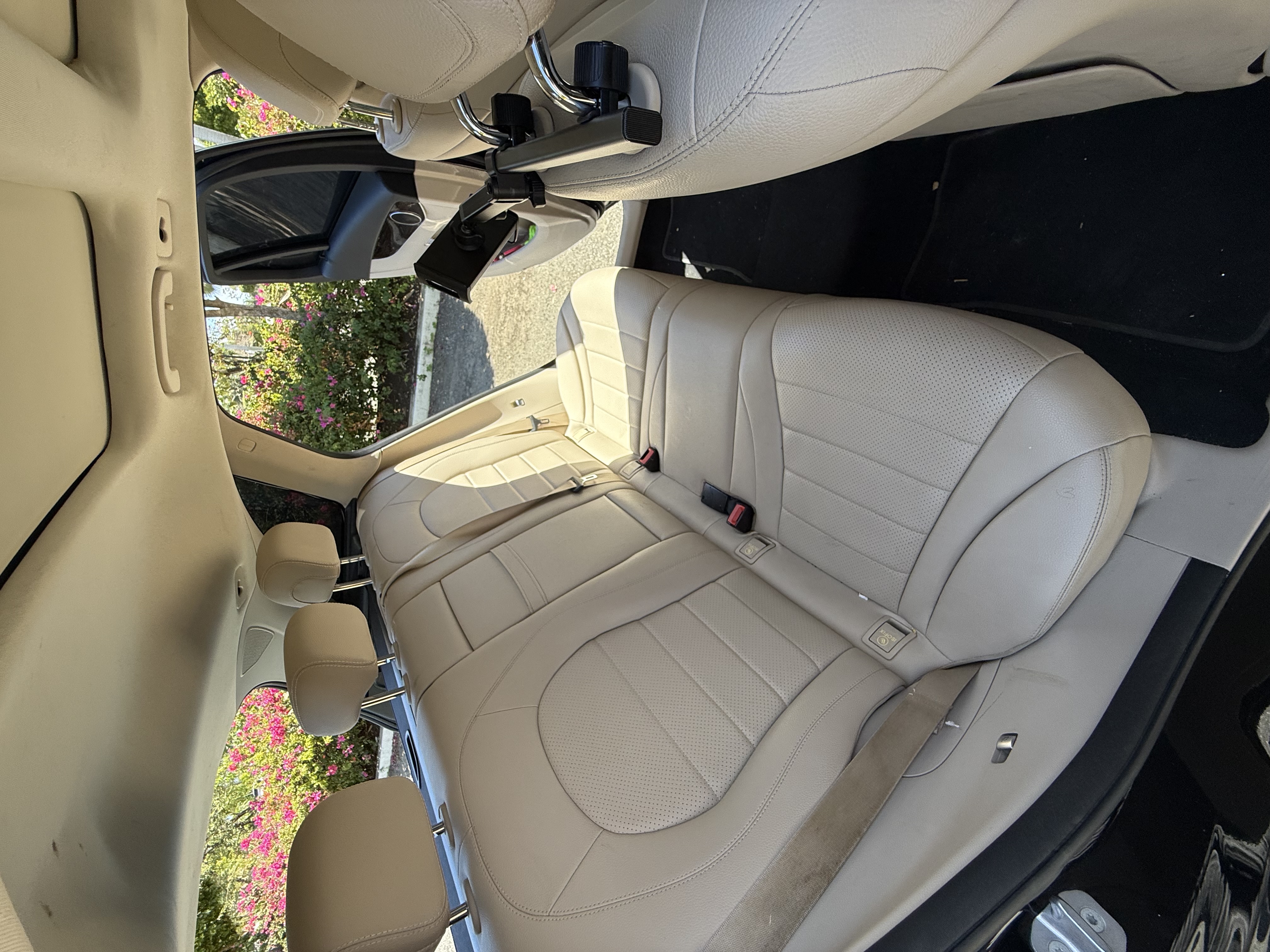 jeepetas y camionetas - VENDO Mercedes Benz GLC 300 2