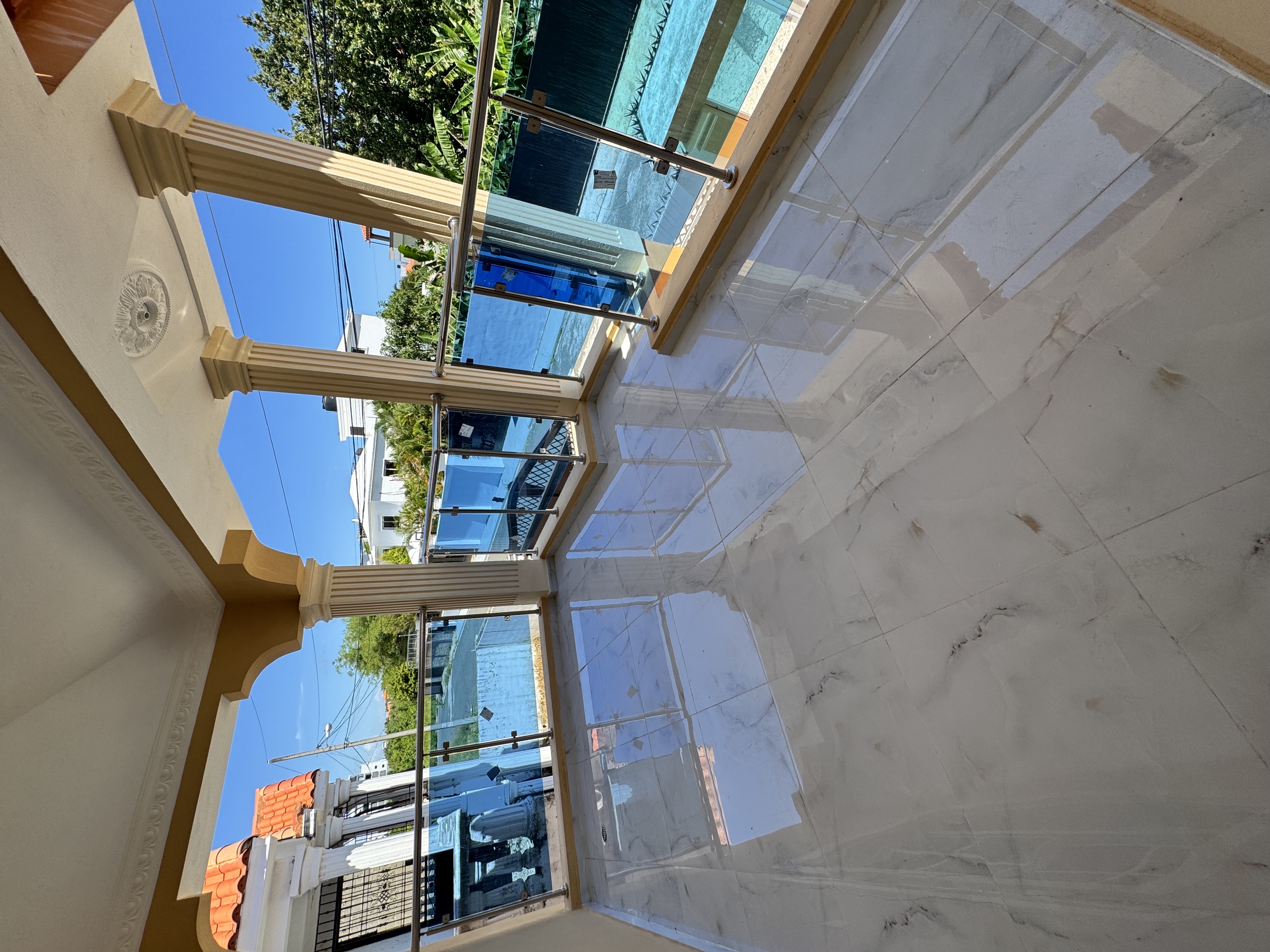 casas - venta de casa en la autopista de san isidro prado oriental con  370mts y 4 hab 9