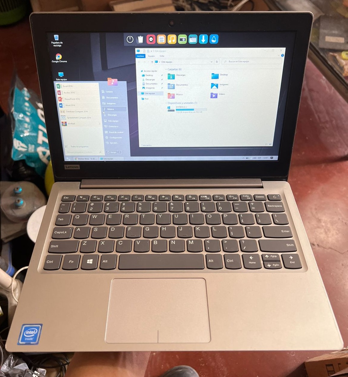 computadoras y laptops - Mini Laptop Lenovo ideapad 11 ssd32gb 1m Garantia 4