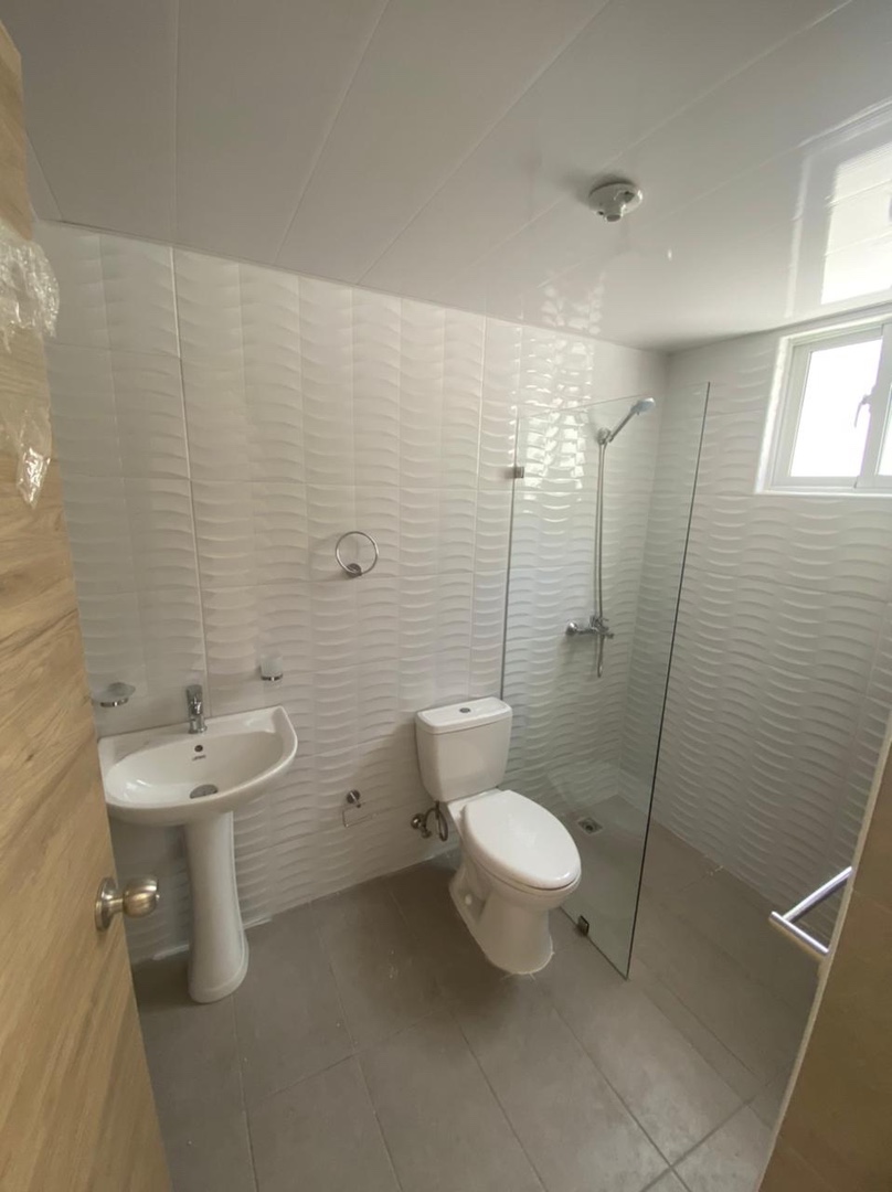 apartamentos - Venta de casa en la autopista de san Isidro santo  domingo 1er nivel listo 5