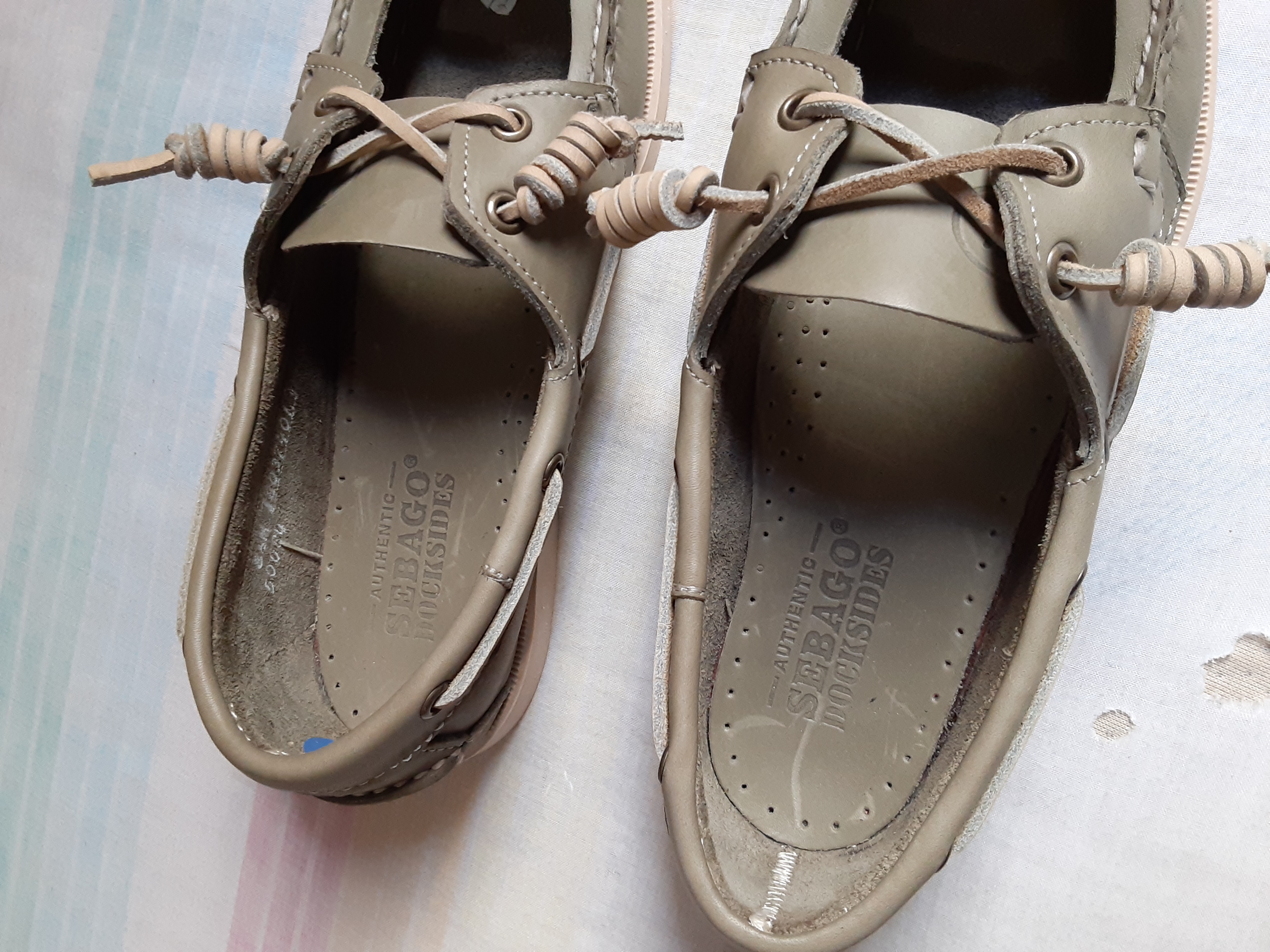 zapatos para mujer - Zapato informal de mujer.   Size: 8.5 M 7