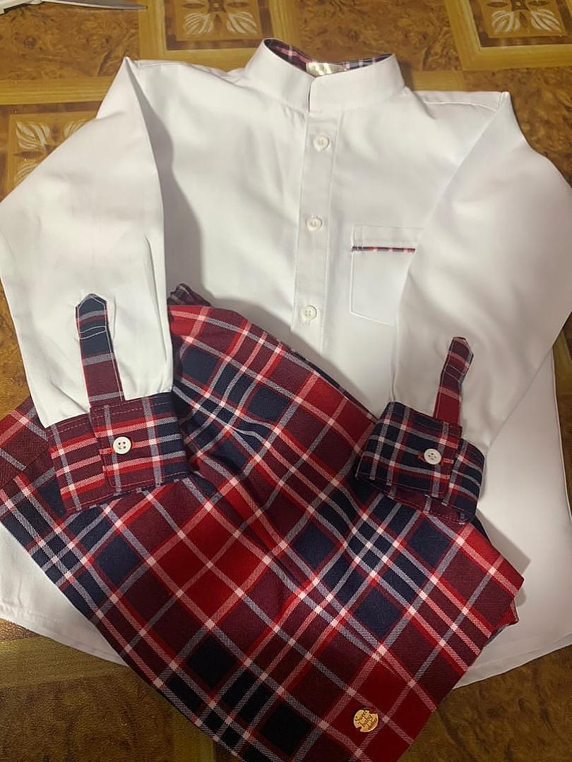 ropa y zapatos - Conjuntos para niños
Usado 1 sola vez
Size 5-6 años y 12-18 meses
Mandado hacer. 2