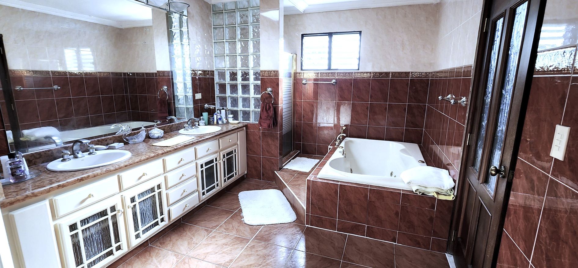 casas - Altos de Arroyo Hondo ll de 4 habitaciones piscina 3 parqueos  3