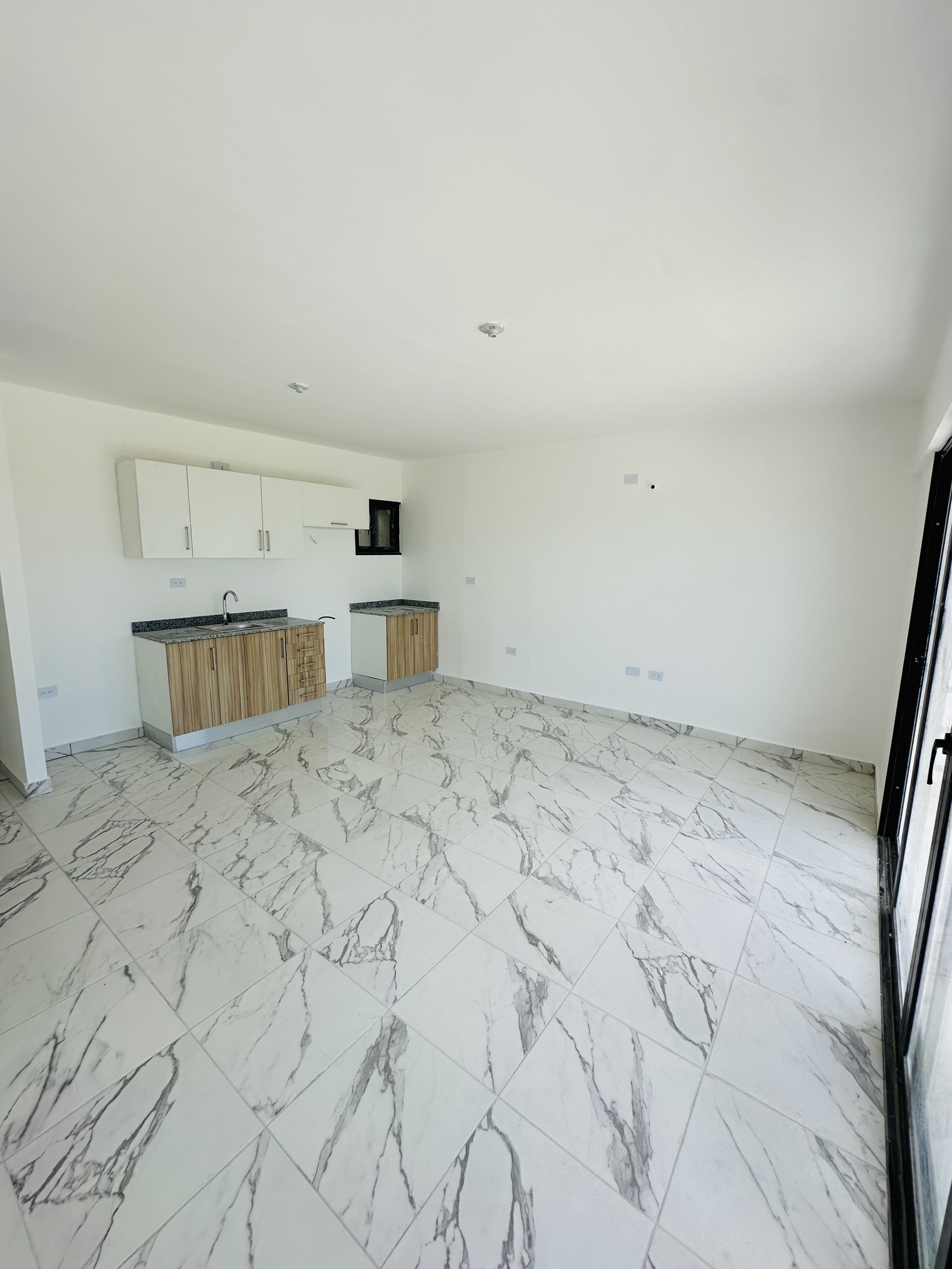 apartamentos - 🚨DE OPORTUNIDAD🚨 
Se vende apto de 1H en la Domingo maíz listo para la entrega 0