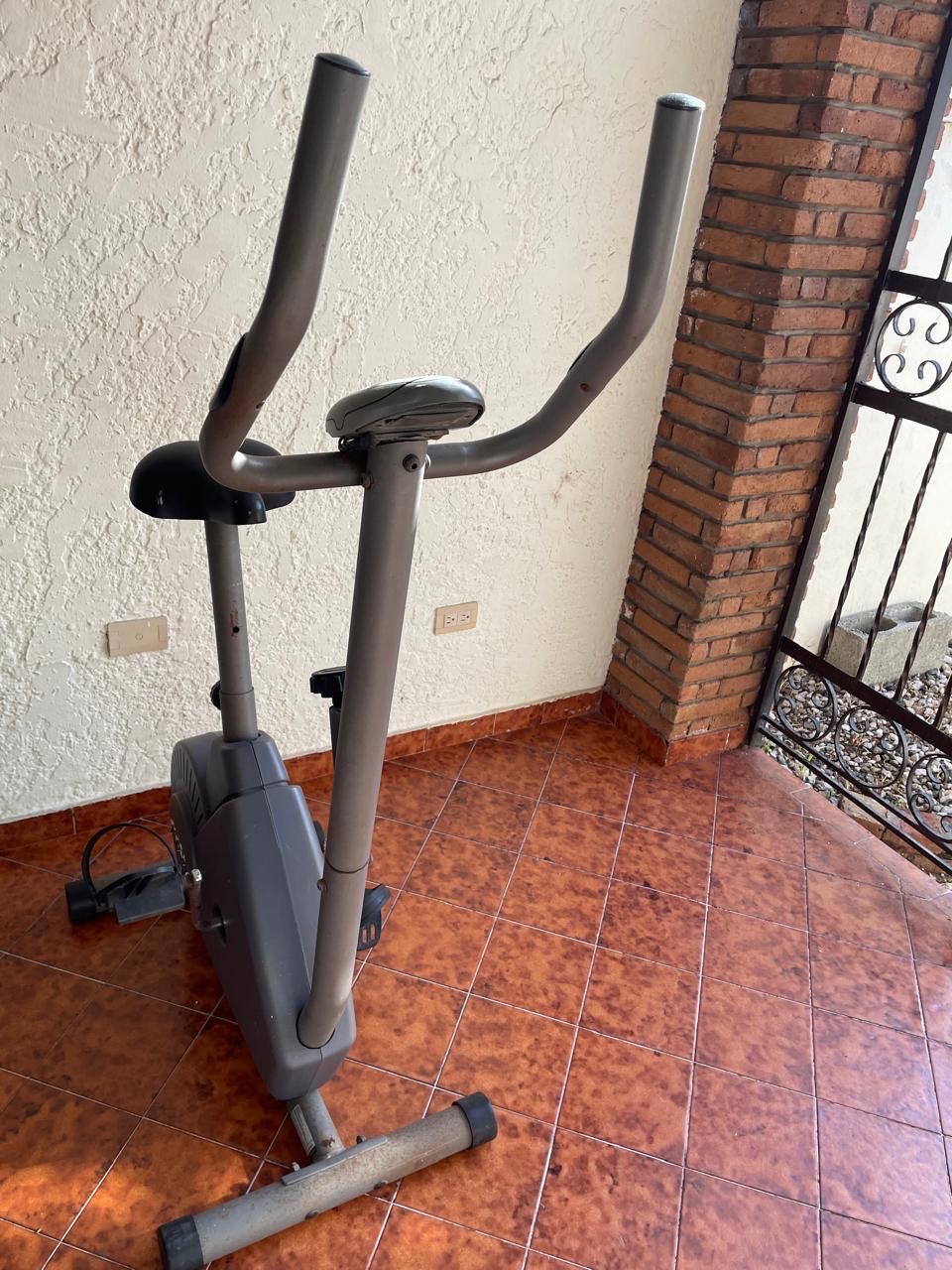 deportes - Bicicleta estacionaria 