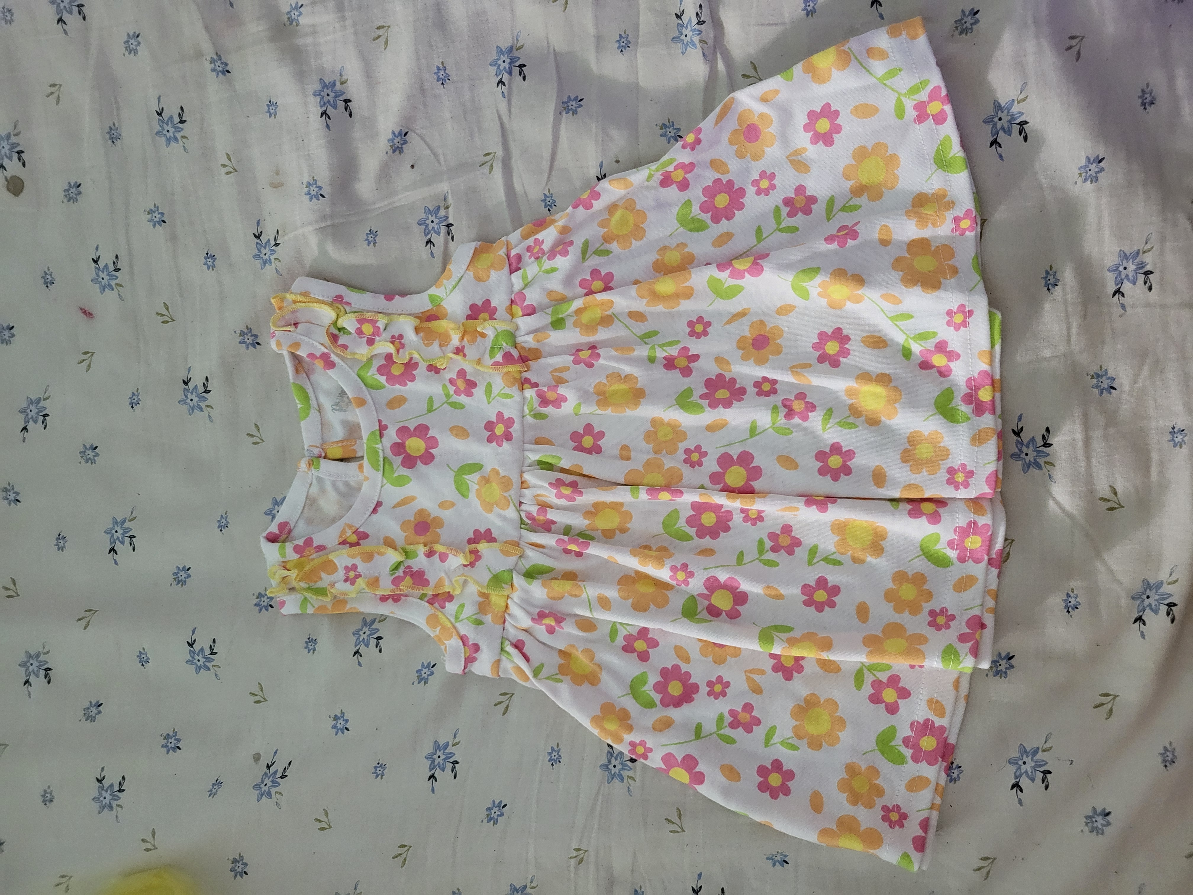 ropa y zapatos - Ropas de niña, 18 meses 1