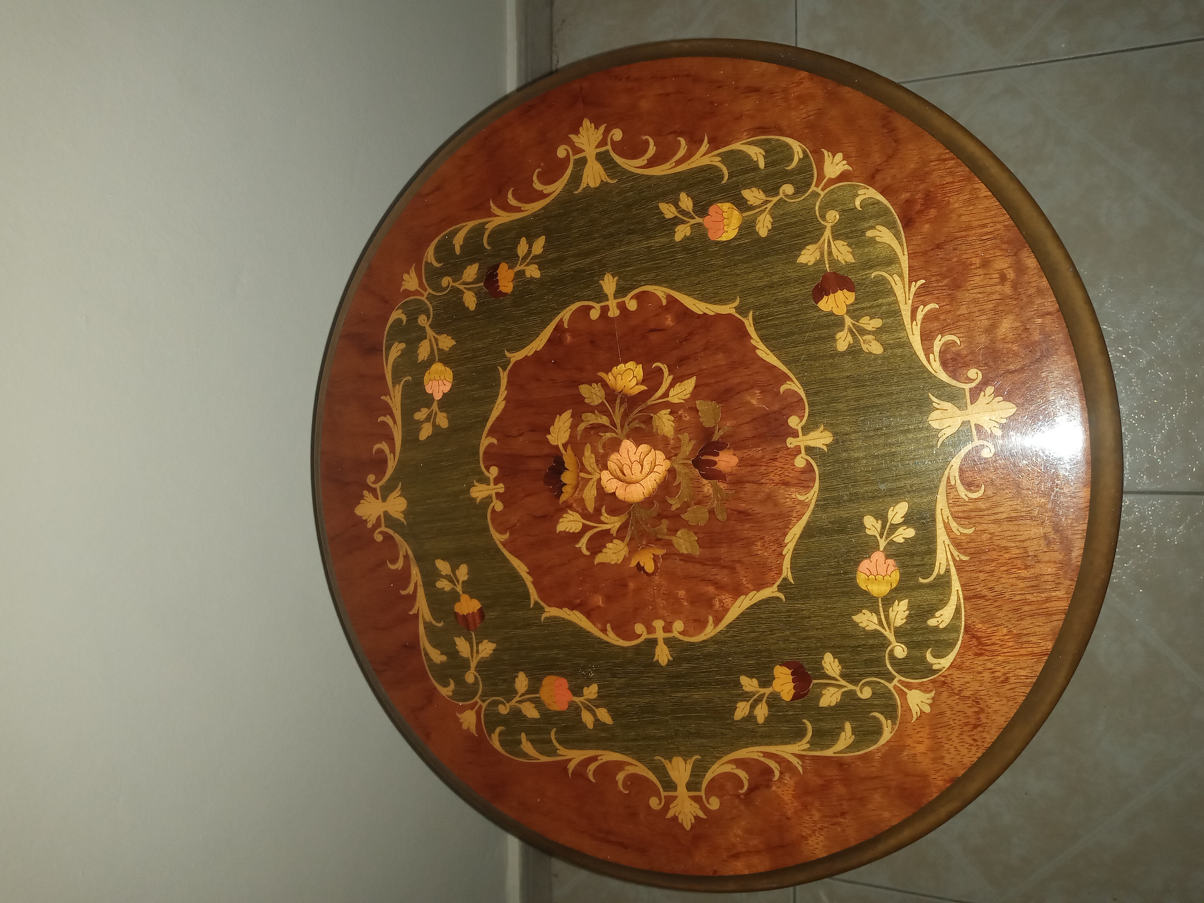 decoración y accesorios - MESA ITALIANA DE MADERA CON HERMOSO DISEÑO