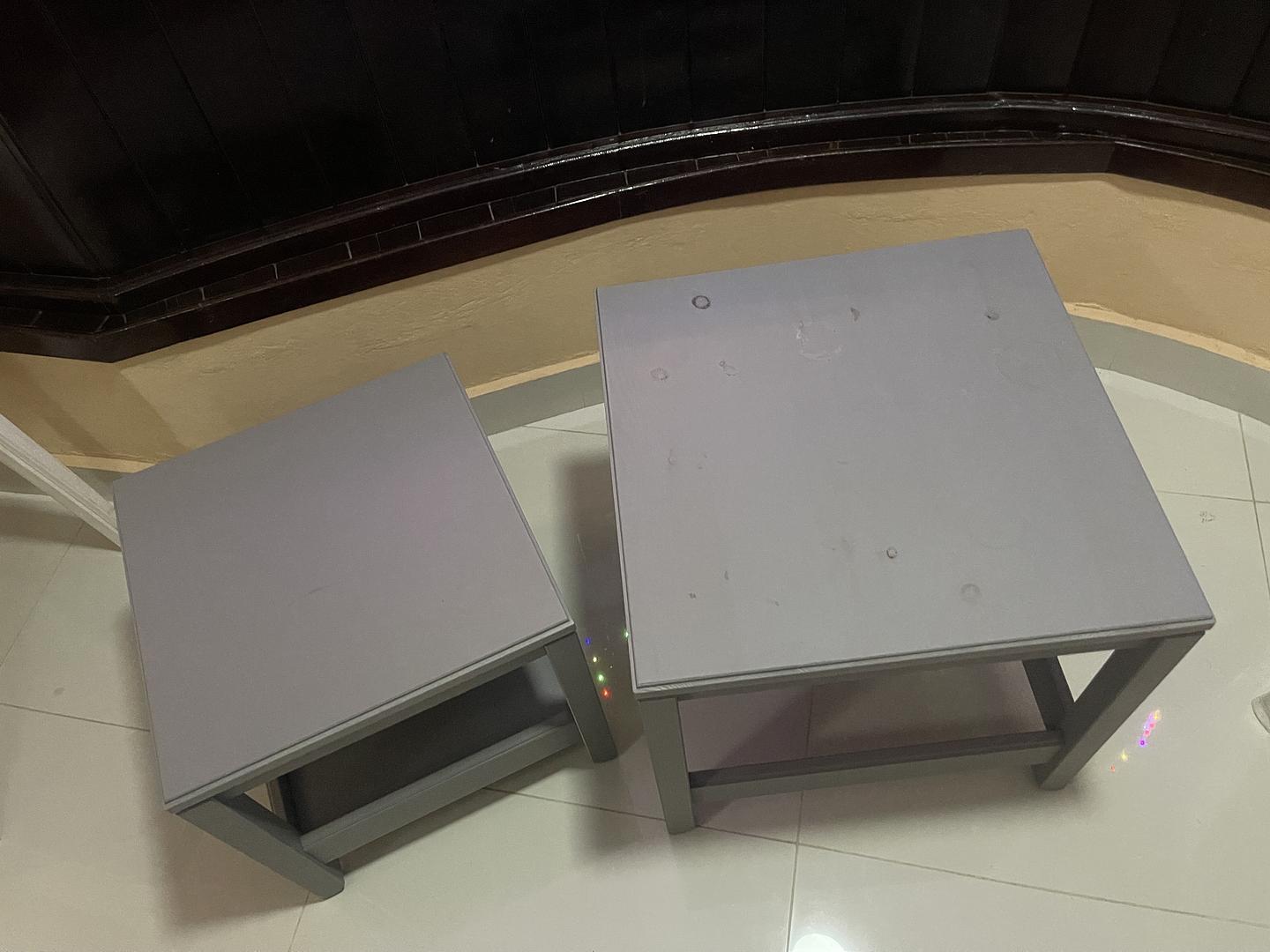 muebles y colchones - Juego de mesas de centro color gris. RD$1500 1
