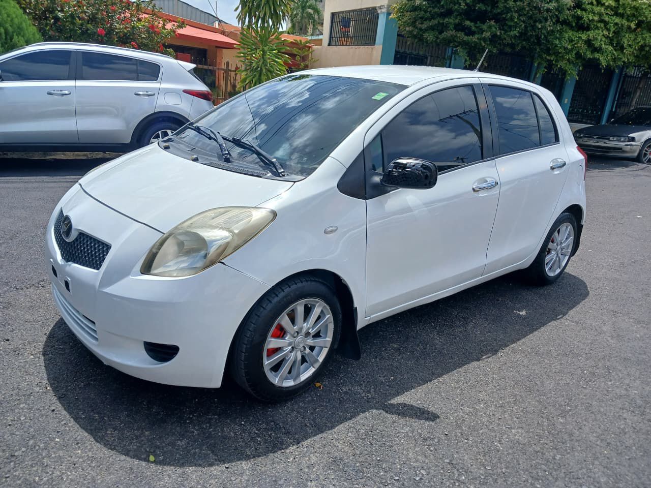 otros vehiculos - Toyota Vitz 4CL año 2007  0