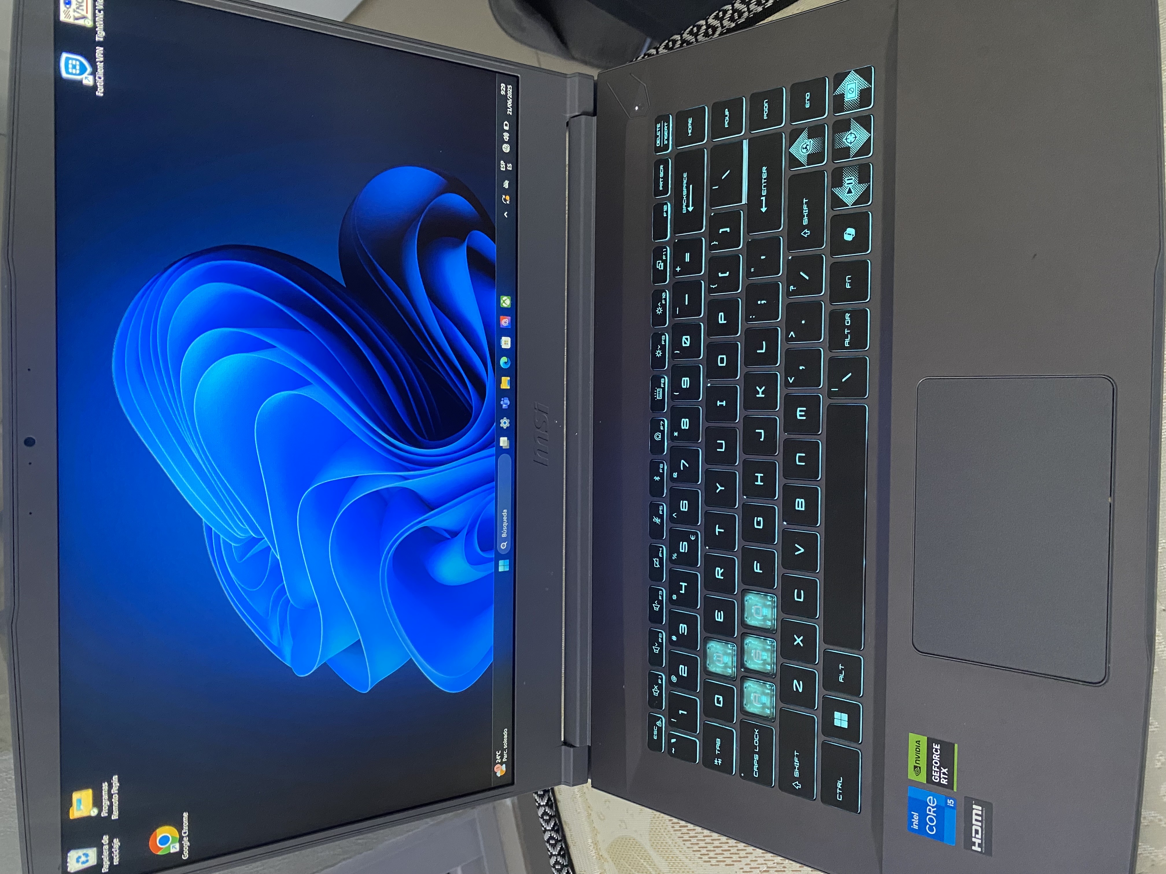 computadoras y laptops - Vendo Laptop  endgame msi thin 15 b13uc
 0